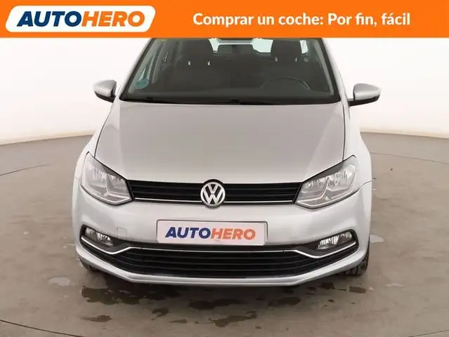Volkswagen Polo view 9