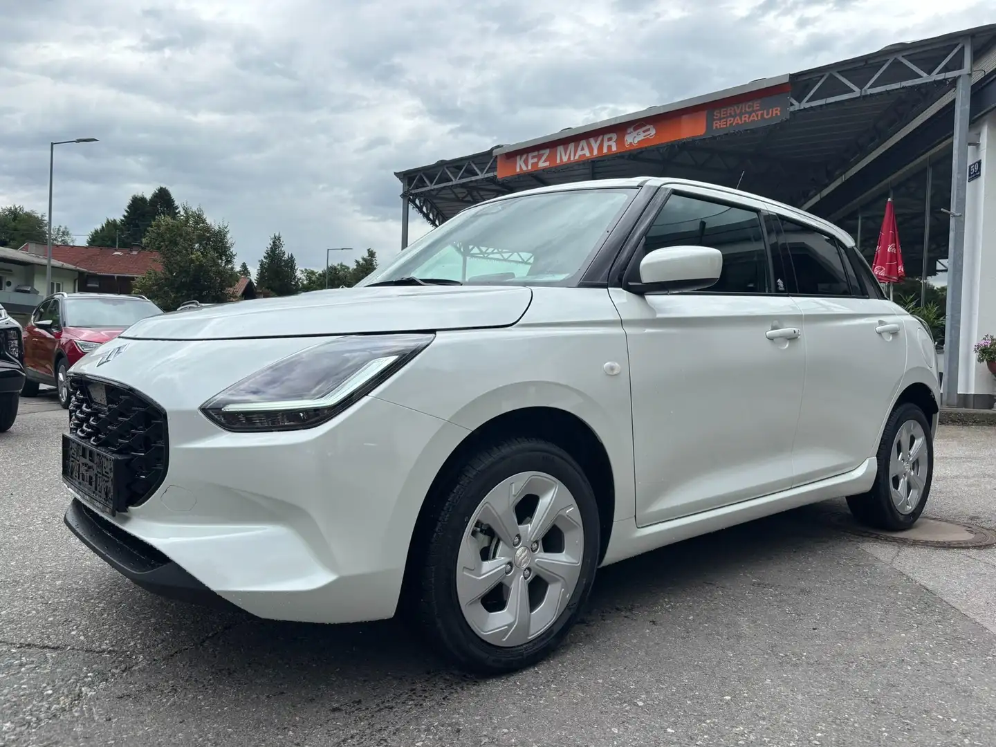Suzuki Swift 1,2 Hybrid Allgrip Shine Weiß - 1