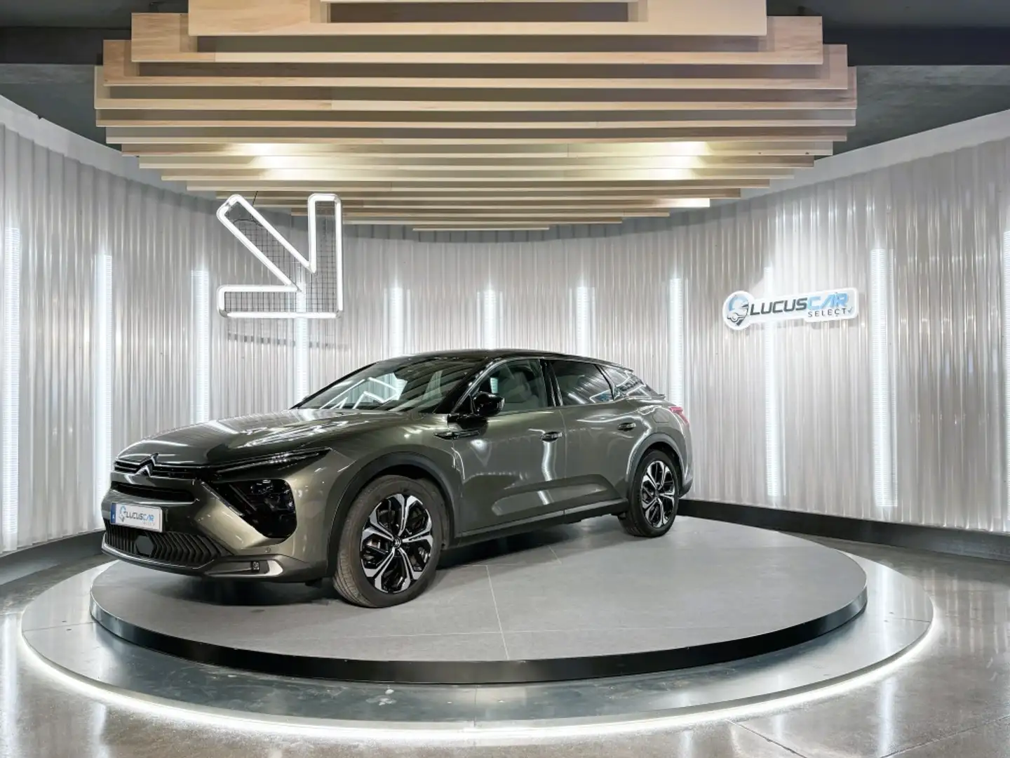 Citroen C5 X Hybrid Shine Pack EAT8 225 Gris - 1