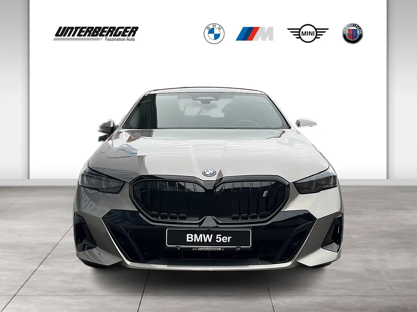 BMW i5 eDrive40 M Sportpaket | Head-Up | Harman-Kardon | Grijs - 2