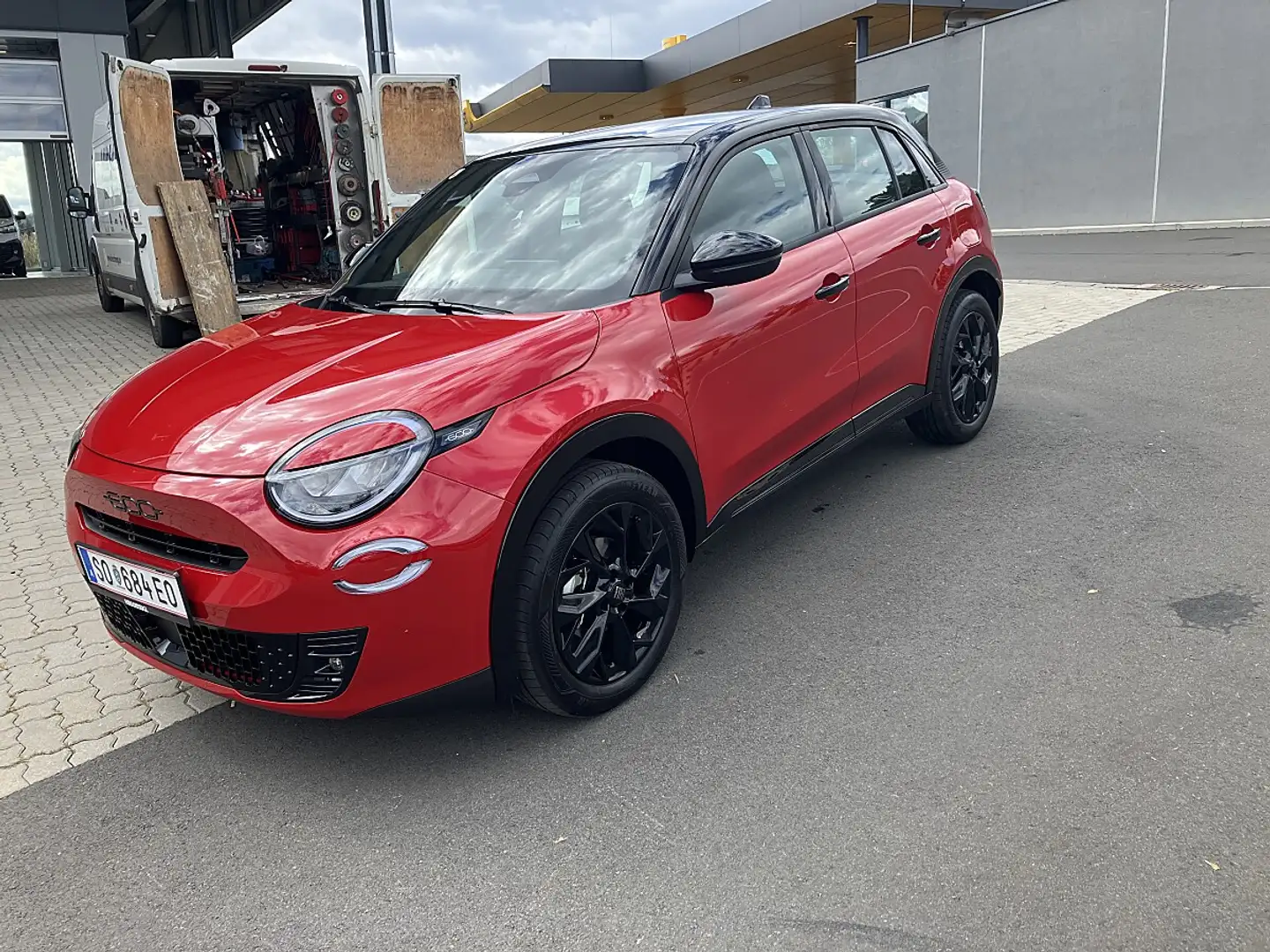 Fiat 600 1.2 Benzin 100 6-Gang Street Rot - 1