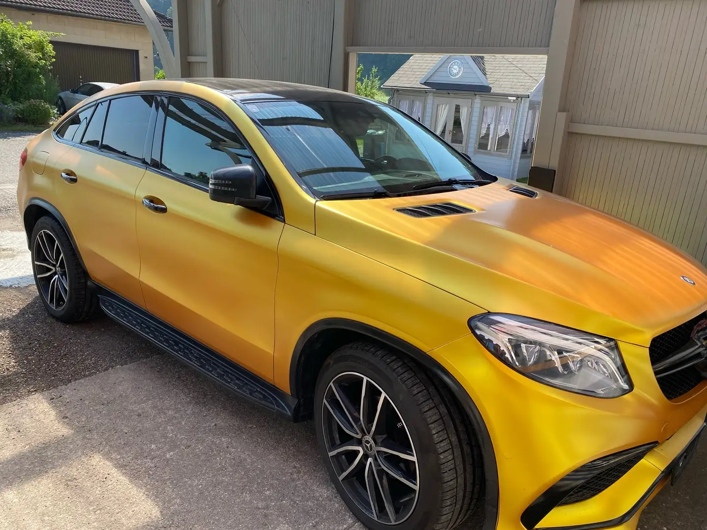 Mercedes-Benz GLE 350 d Coupé 4MATIC Aut. Auriu - 1