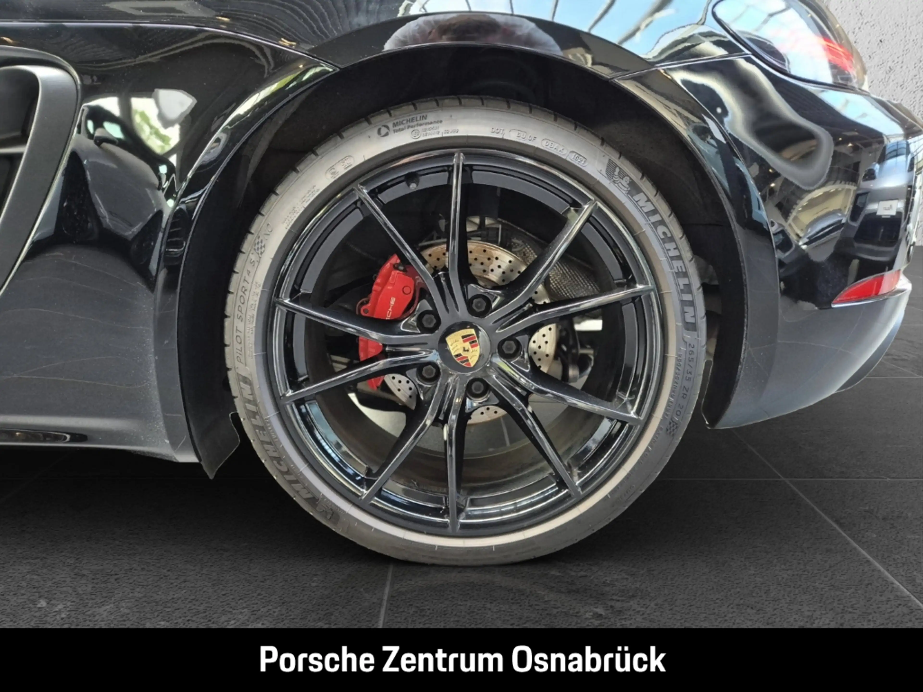 Porsche Boxster 718 S — photo 13