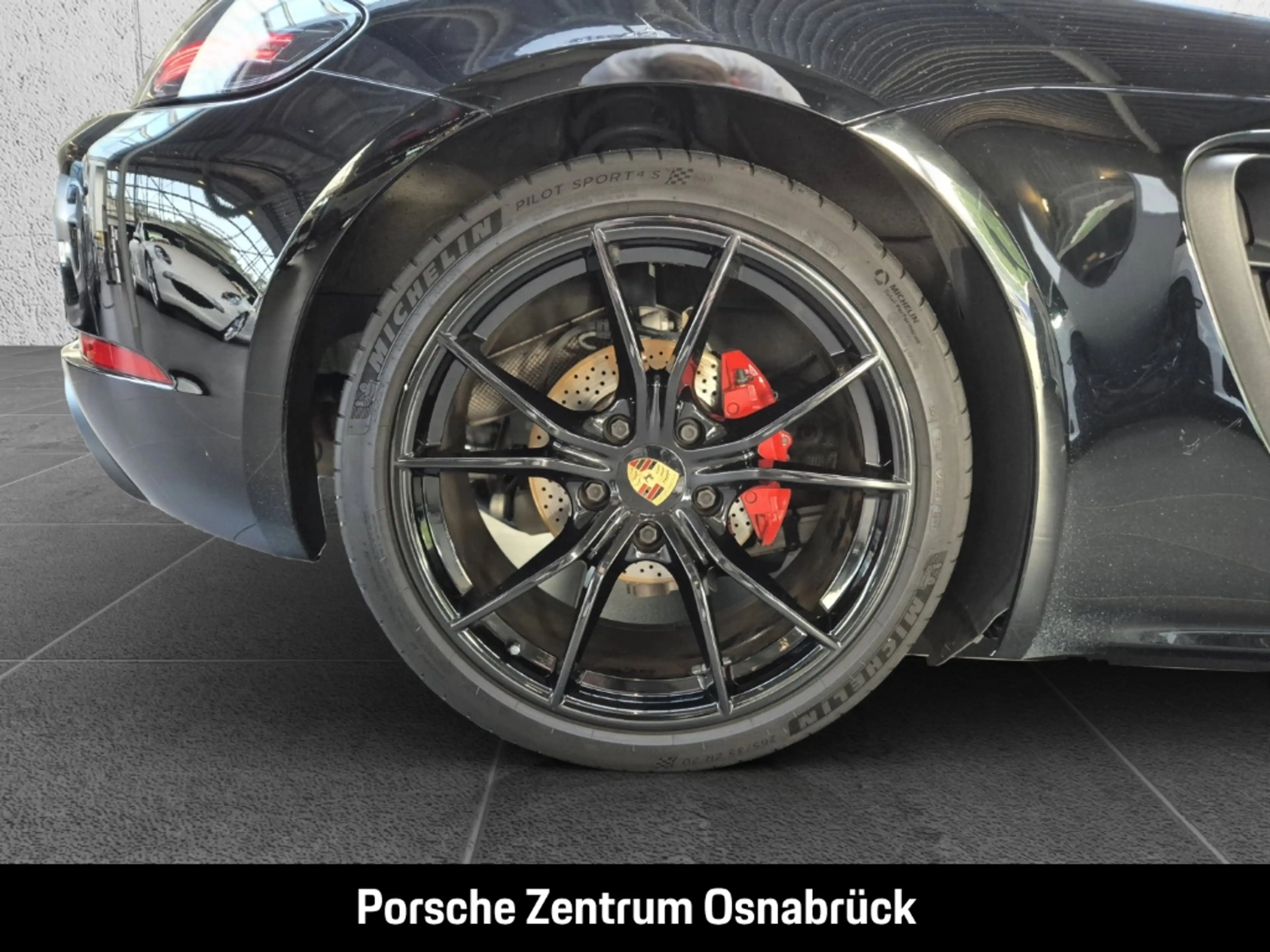 Porsche Boxster 718 S — photo 14