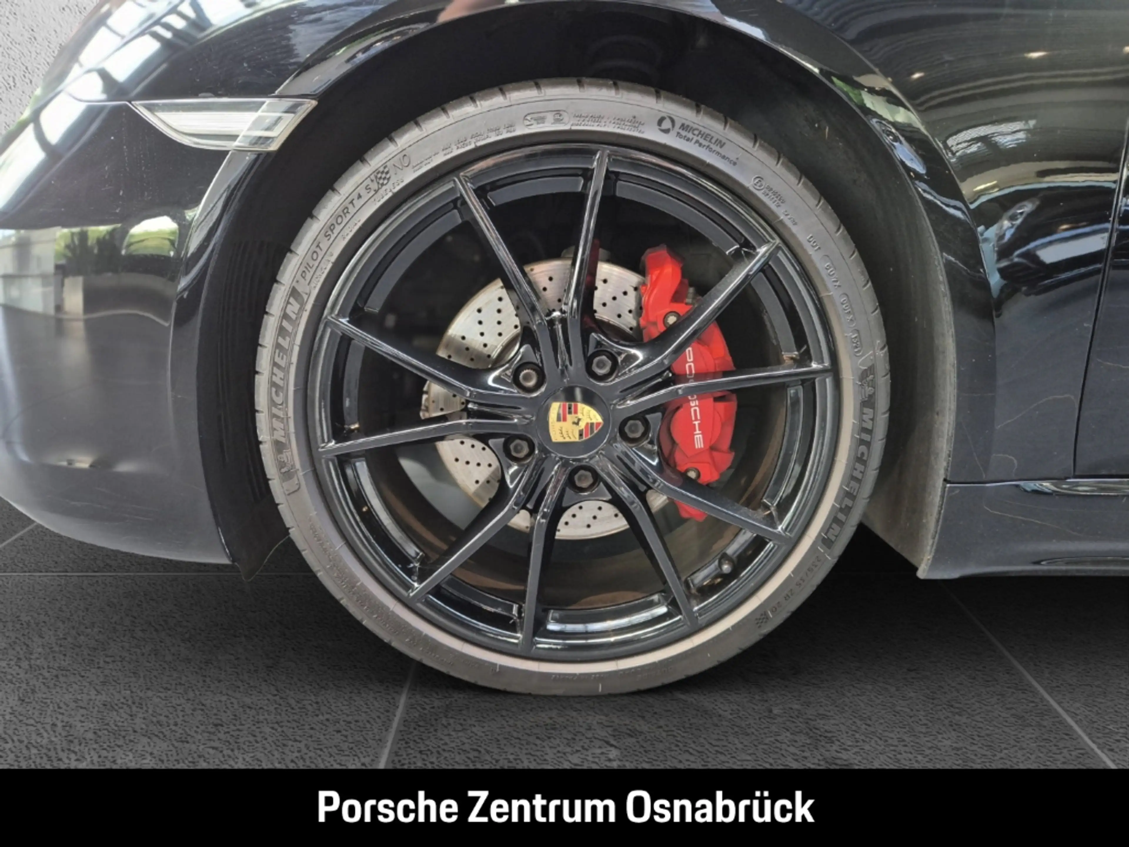 Porsche Boxster 718 S — photo 11