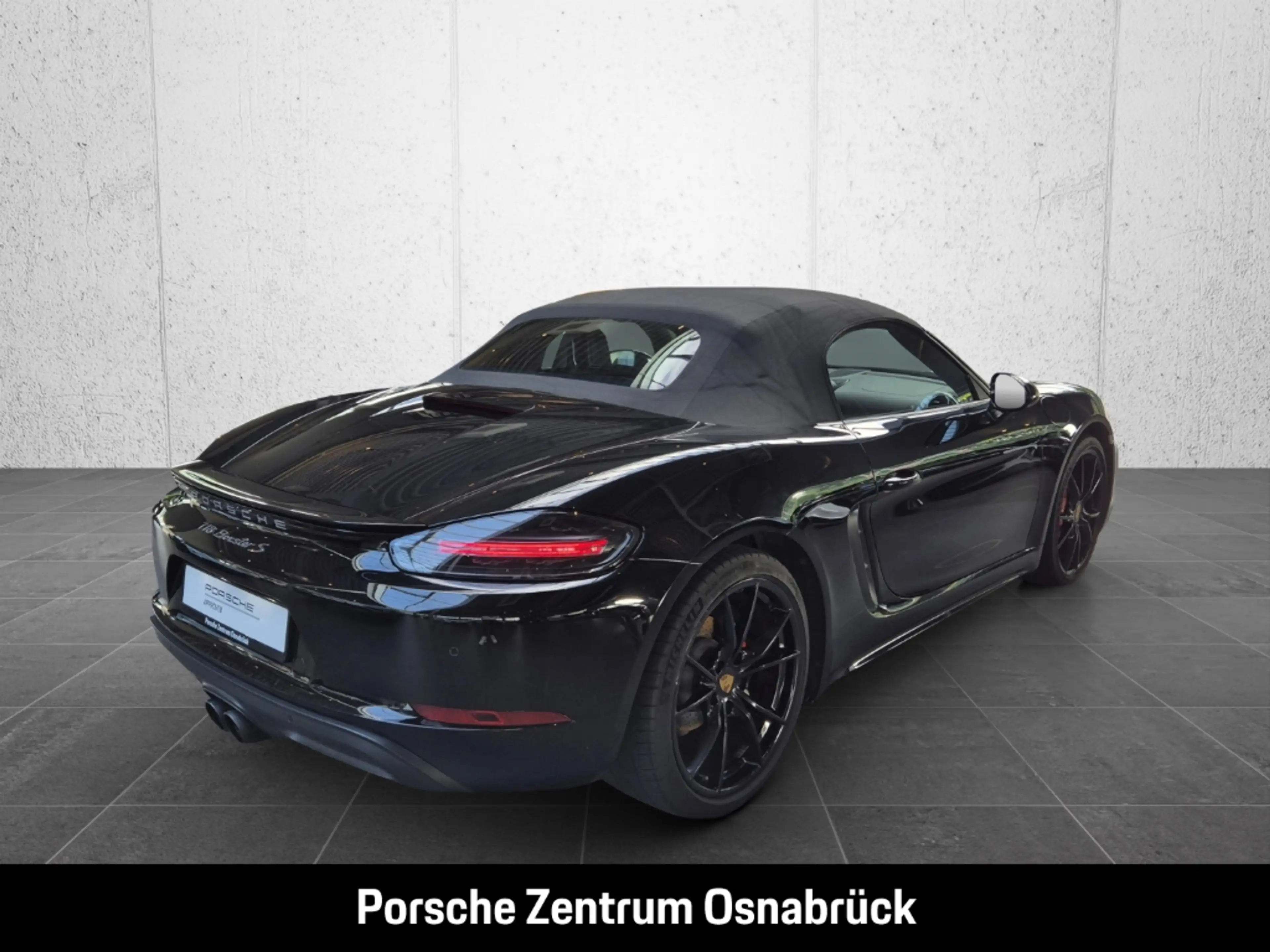 Porsche Boxster 718 S — photo 7