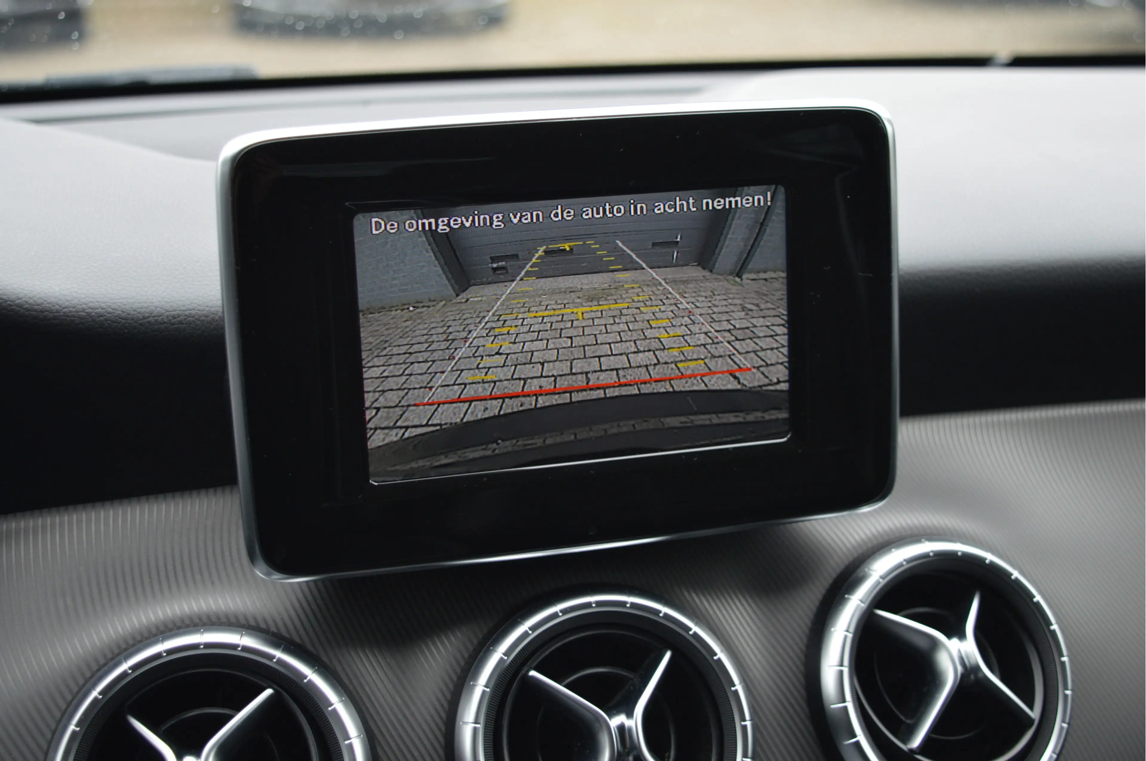 Mercedes-Benz CLA 180 Ambition | CAMERA | CARPLAY | — photo 13