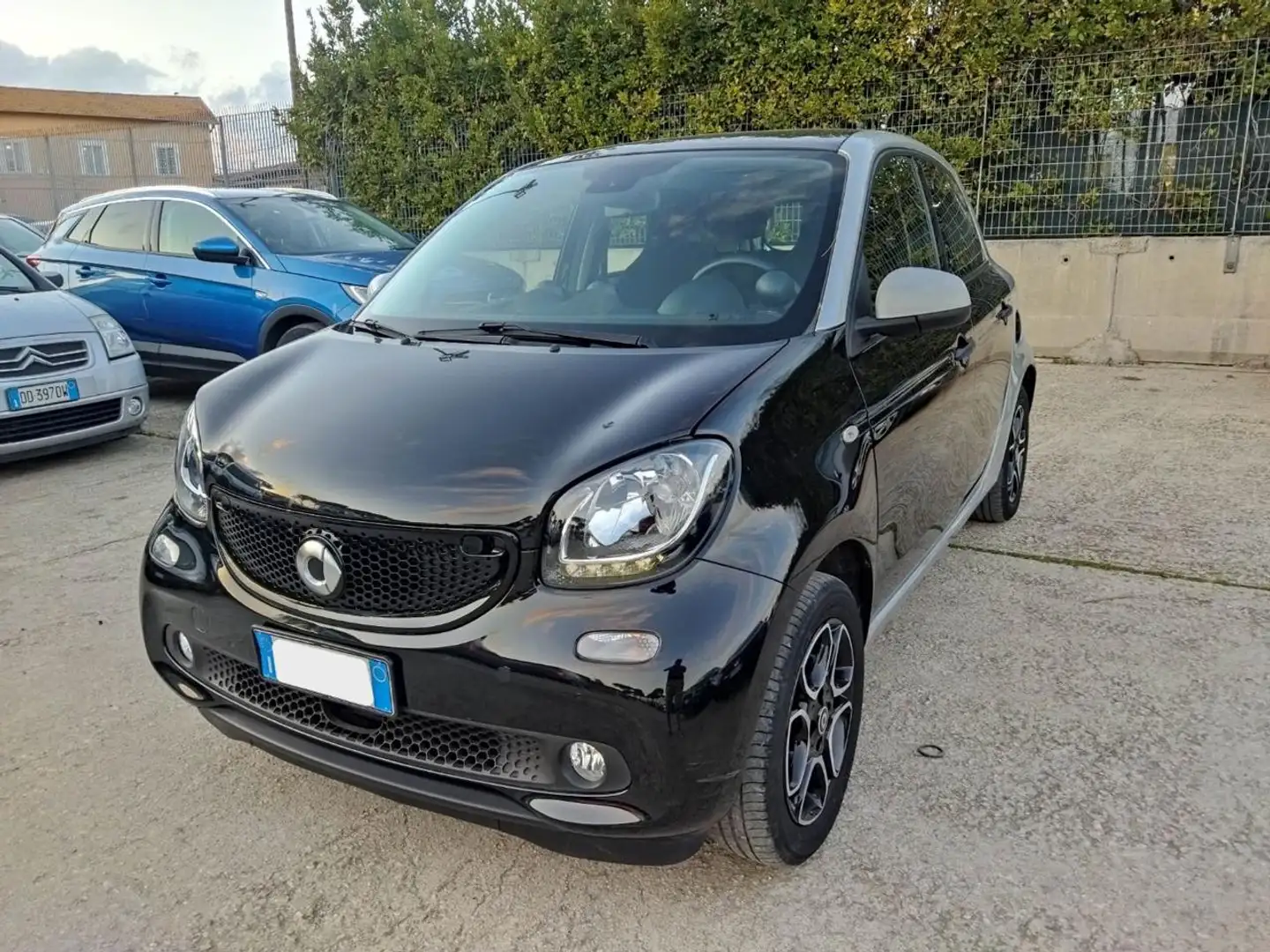 smart forFour 1.0cc PASSION 71cv TETTO PANORAMA CRUISECONTROL Nero - 1