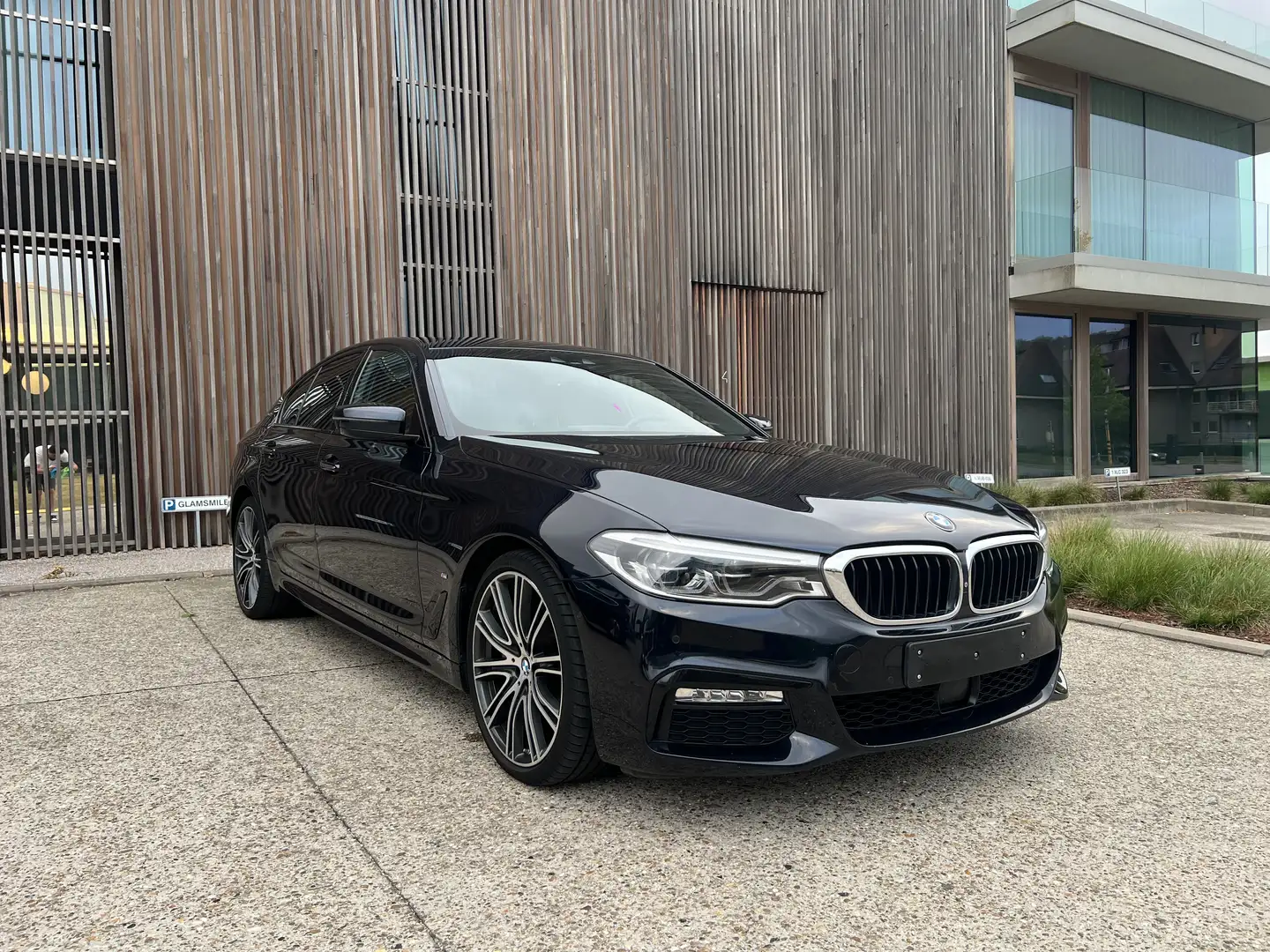 BMW 530 530e iPerformance 165.000KM Full M topstaat - 1
