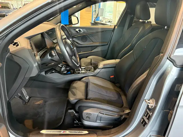 BMW 2 Series view 12