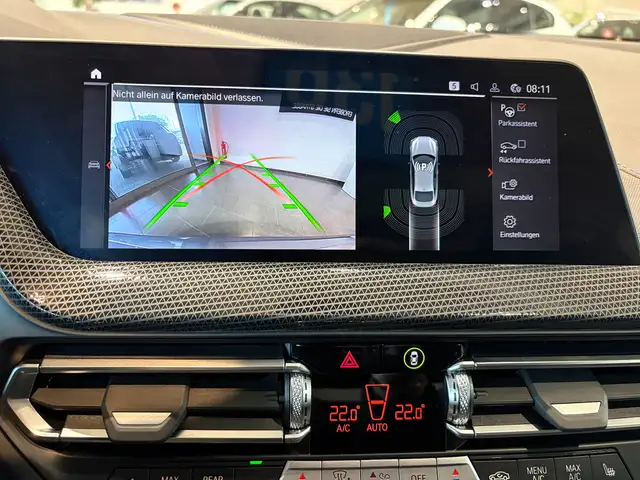BMW 2 Series view 21
