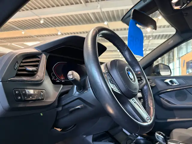 BMW 2 Series view 20