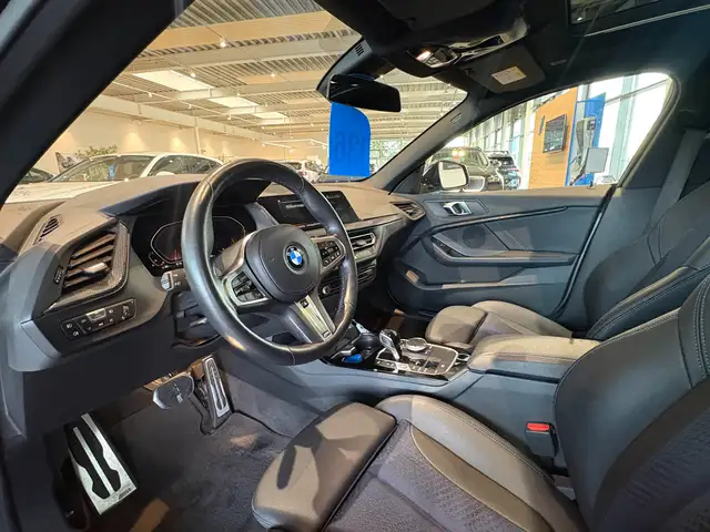 BMW 2 Series view 13