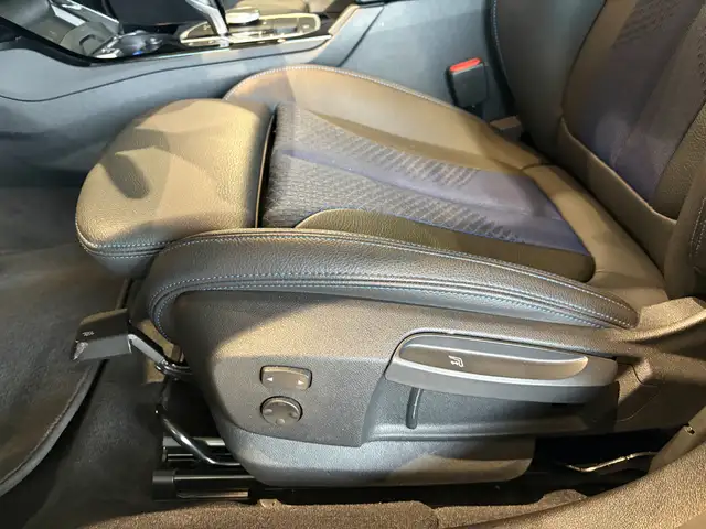 BMW 2 Series view 19