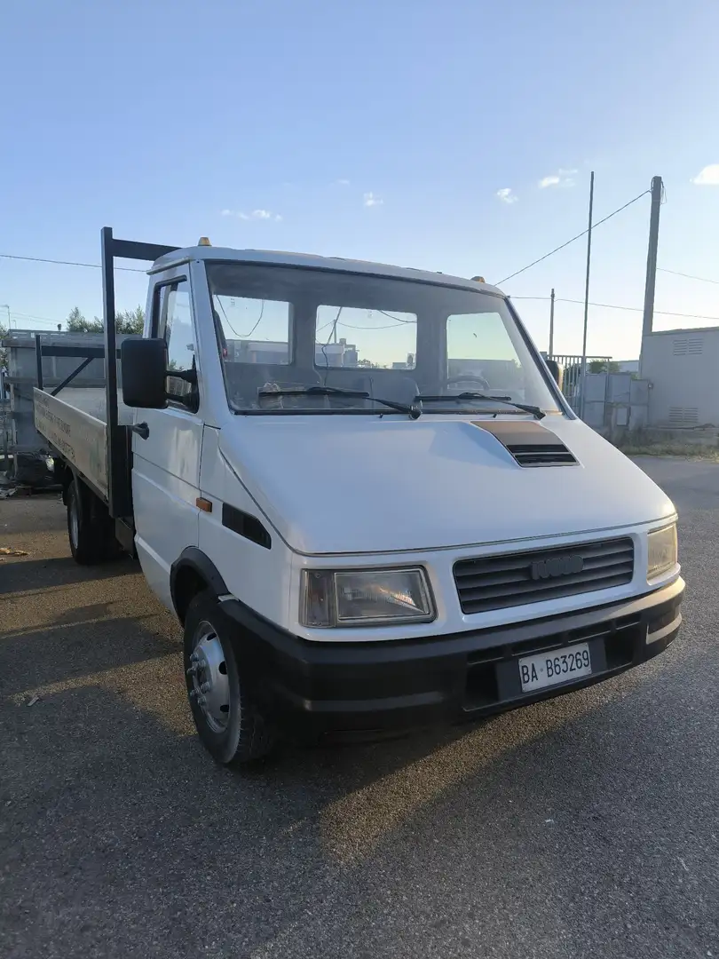 Iveco Daily CASSONATO - 1