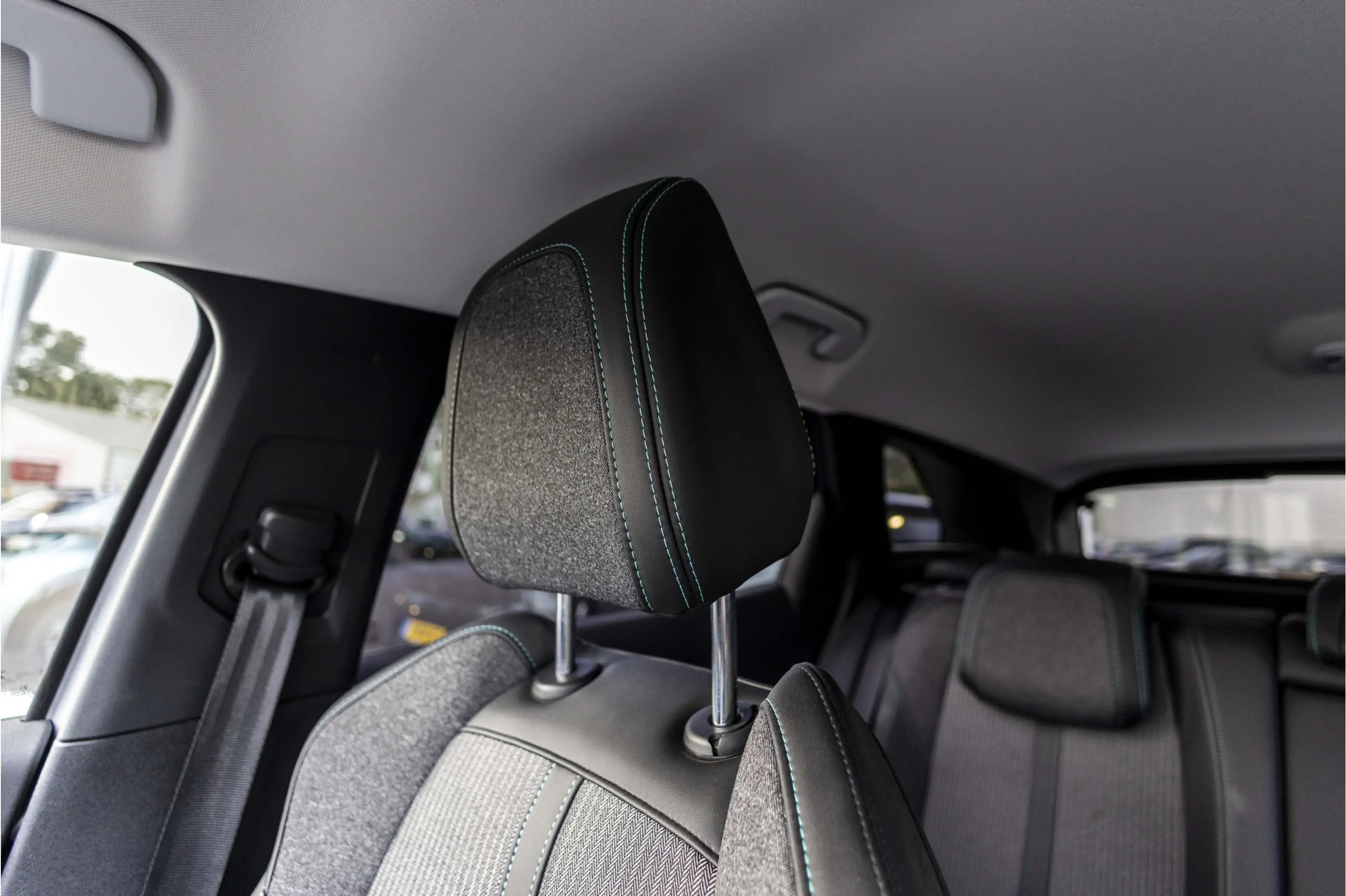 Peugeot 3008 1.6 HYbrid 225 Allure Pack Business | Carplay | Ca — photo 11