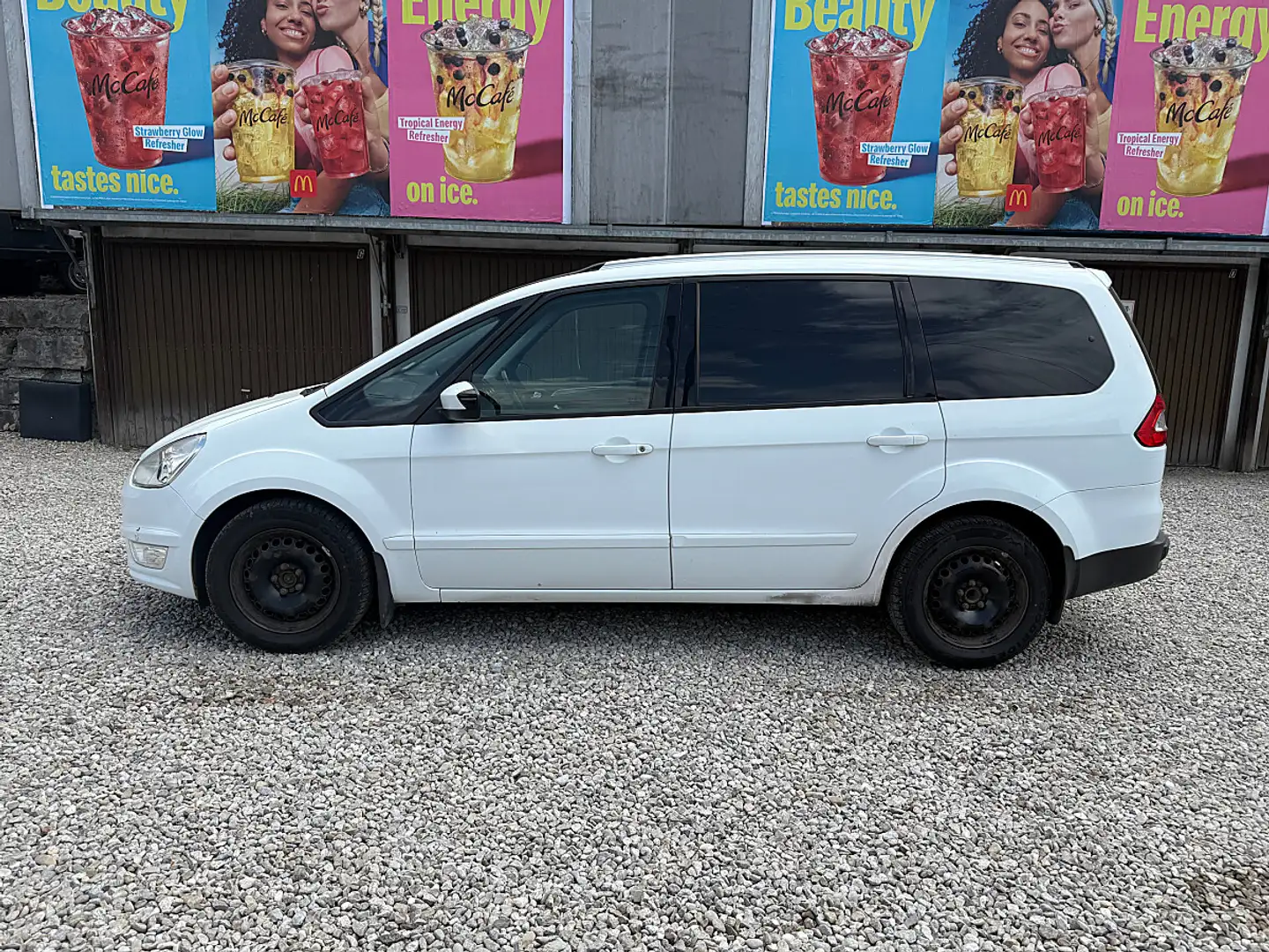Ford Galaxy Business 1,6 TDCi DPF Start & Stop Weiß - 2