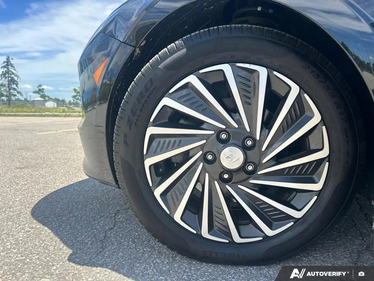 Hyundai SONATA снимка Hyundai SONATA