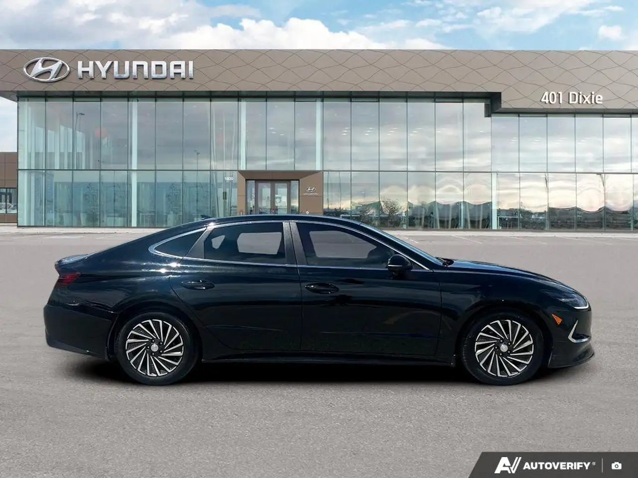 Hyundai SONATA снимка Hyundai SONATA