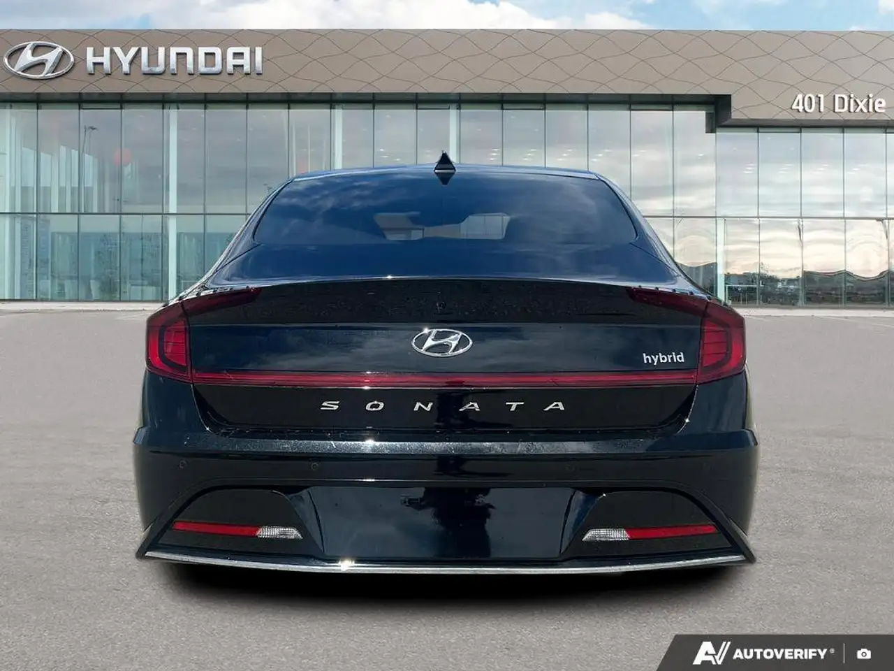 Hyundai SONATA снимка Hyundai SONATA