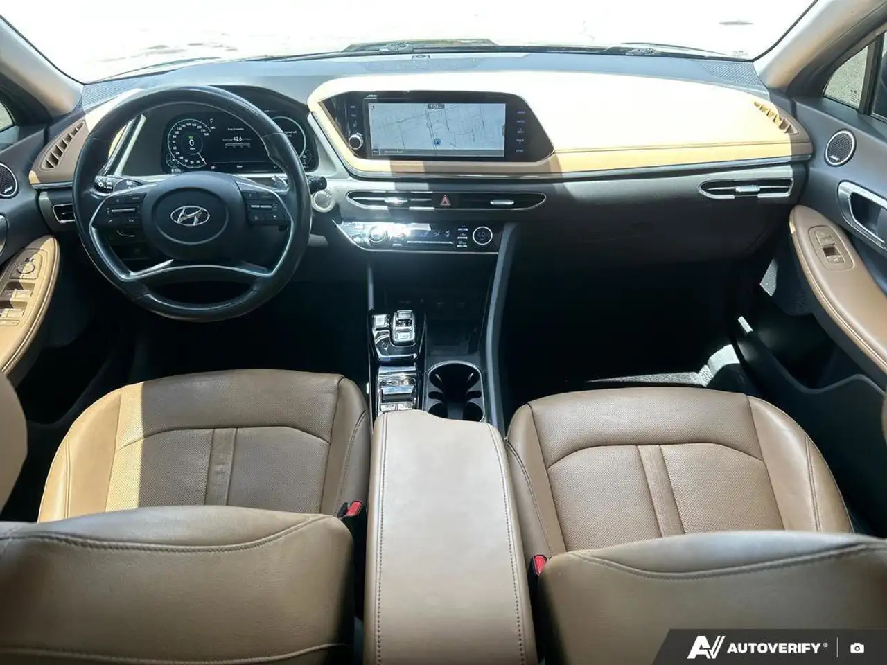 Hyundai SONATA снимка Hyundai SONATA