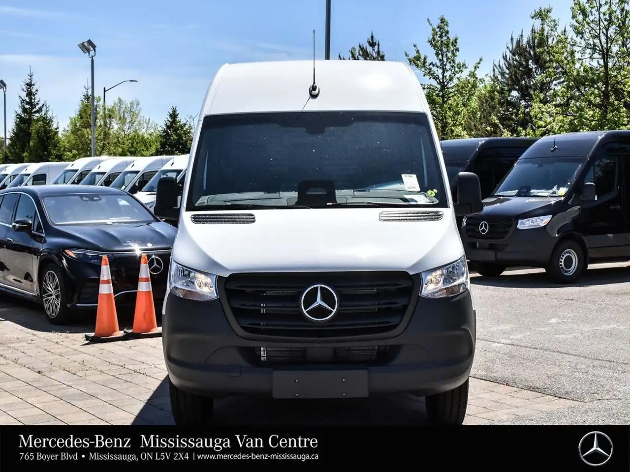 Mercedes-Benz Sprinter снимка Mercedes-Benz Sprinter