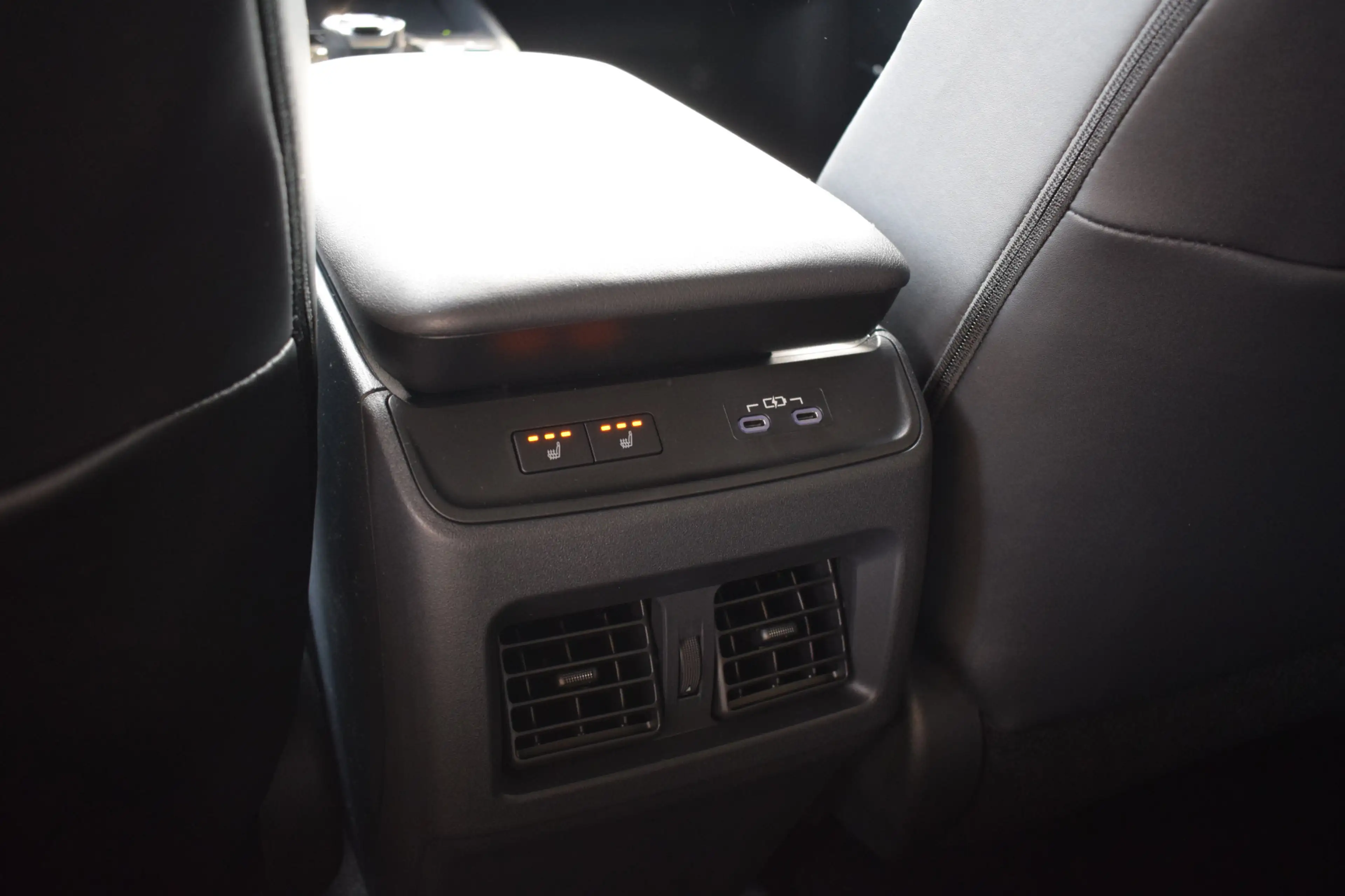 Subaru Uncharted 4E-xperience+ AWD 77 kWh - Diverse uitvoeringen en — photo 14