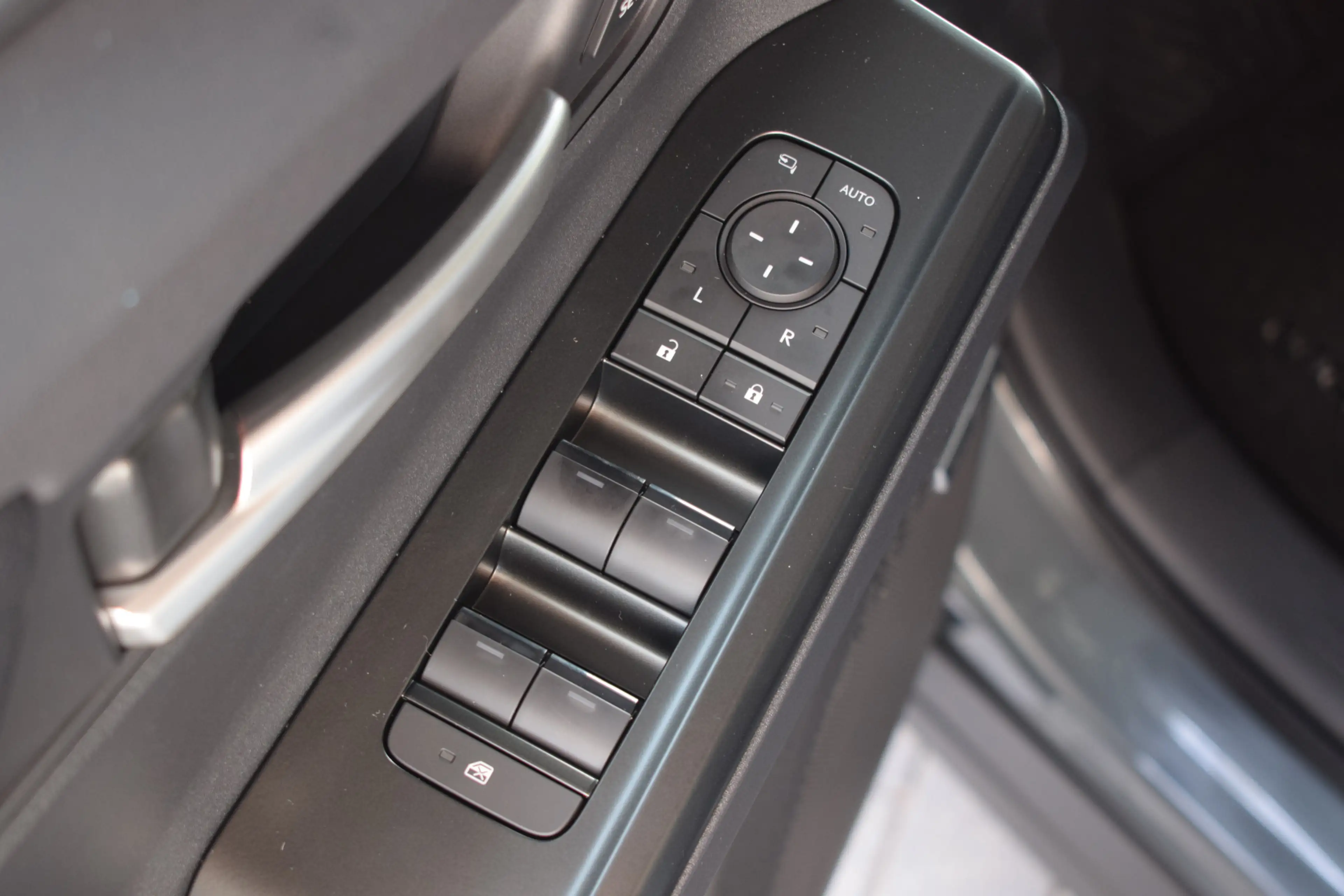 Subaru Uncharted 4E-xperience+ AWD 77 kWh - Diverse uitvoeringen en — photo 19