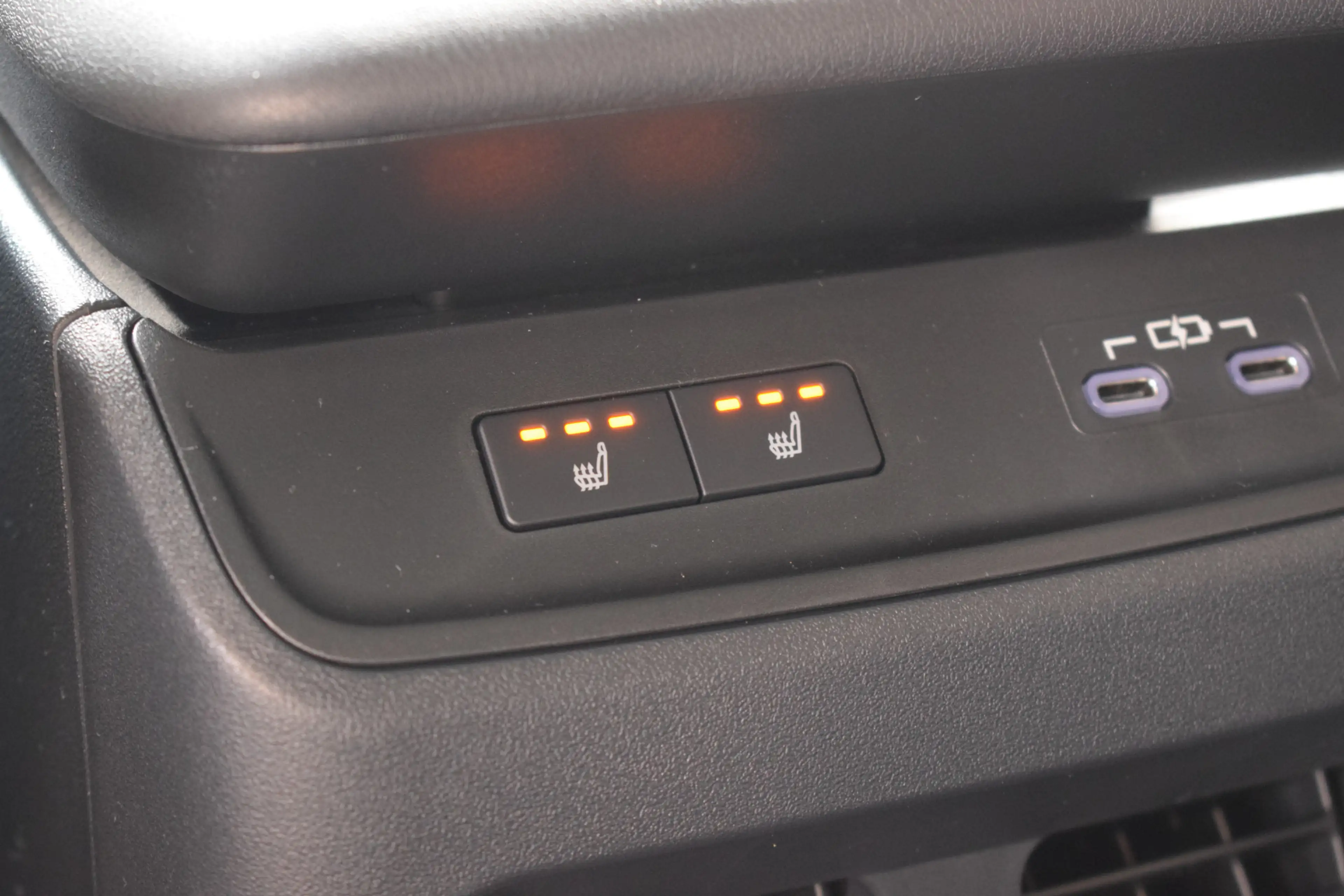 Subaru Uncharted 4E-xperience+ AWD 77 kWh - Diverse uitvoeringen en — photo 15