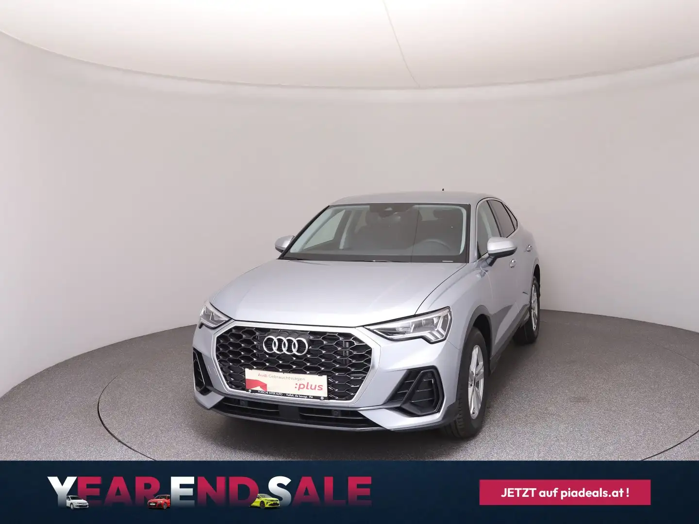 Audi Q3 35 TFSI intense Silber - 1