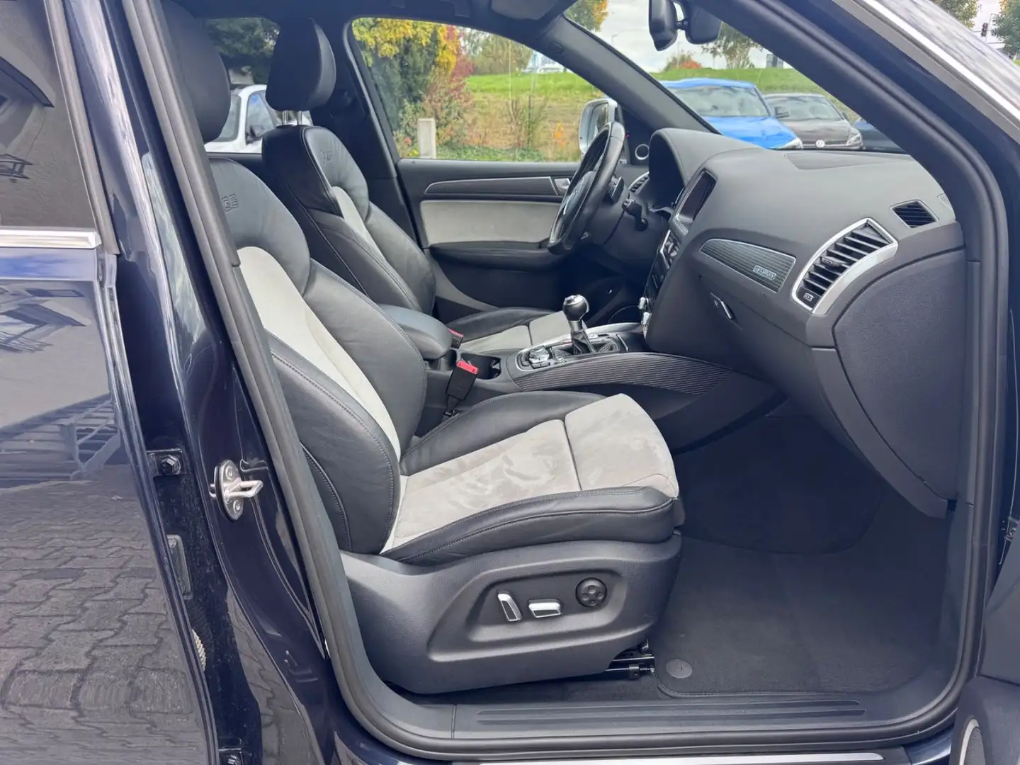 Audi SQ5 3.0 TDI competition quattro Blau - 2