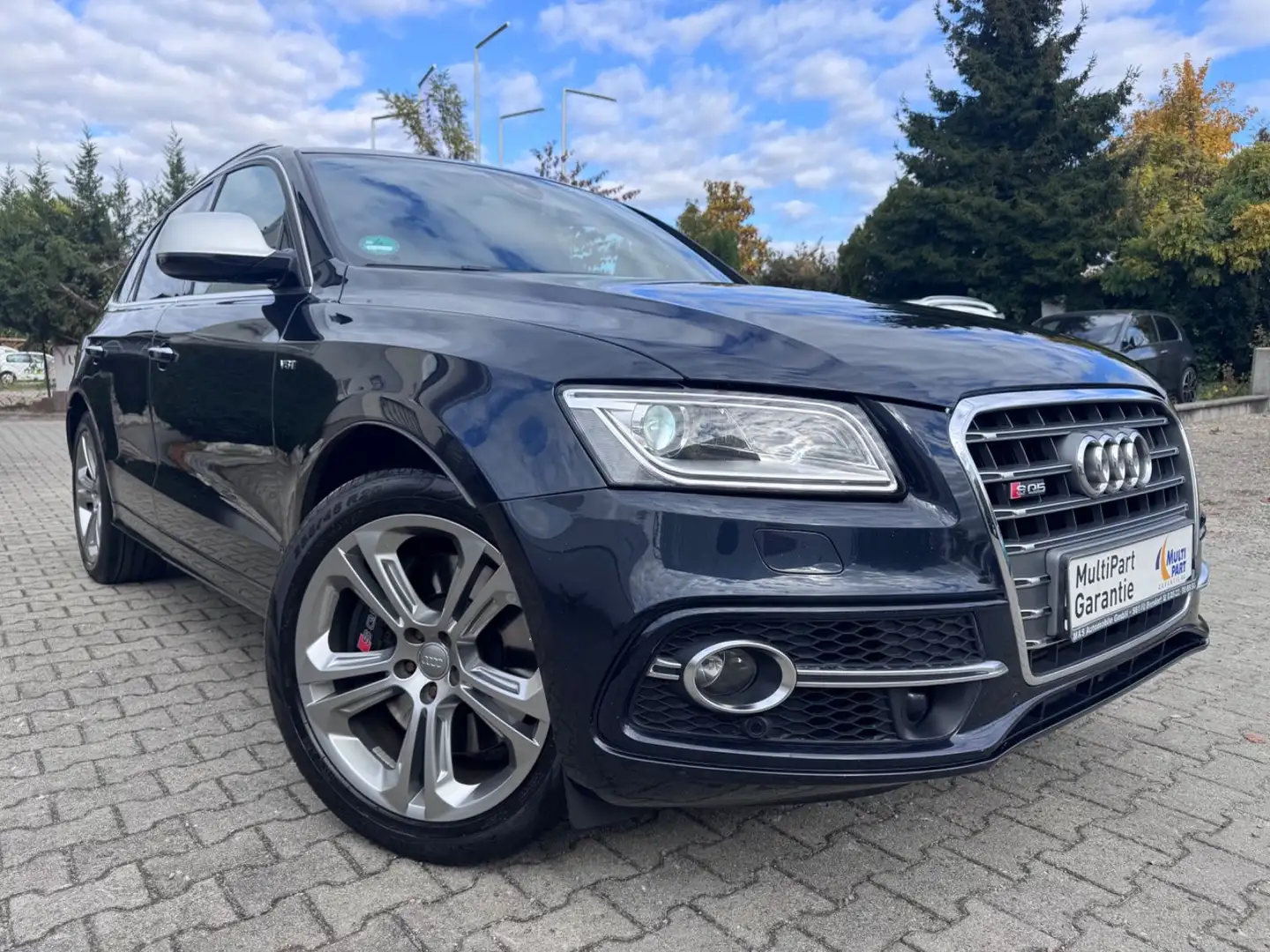 Audi SQ5 3.0 TDI competition quattro Blau - 1