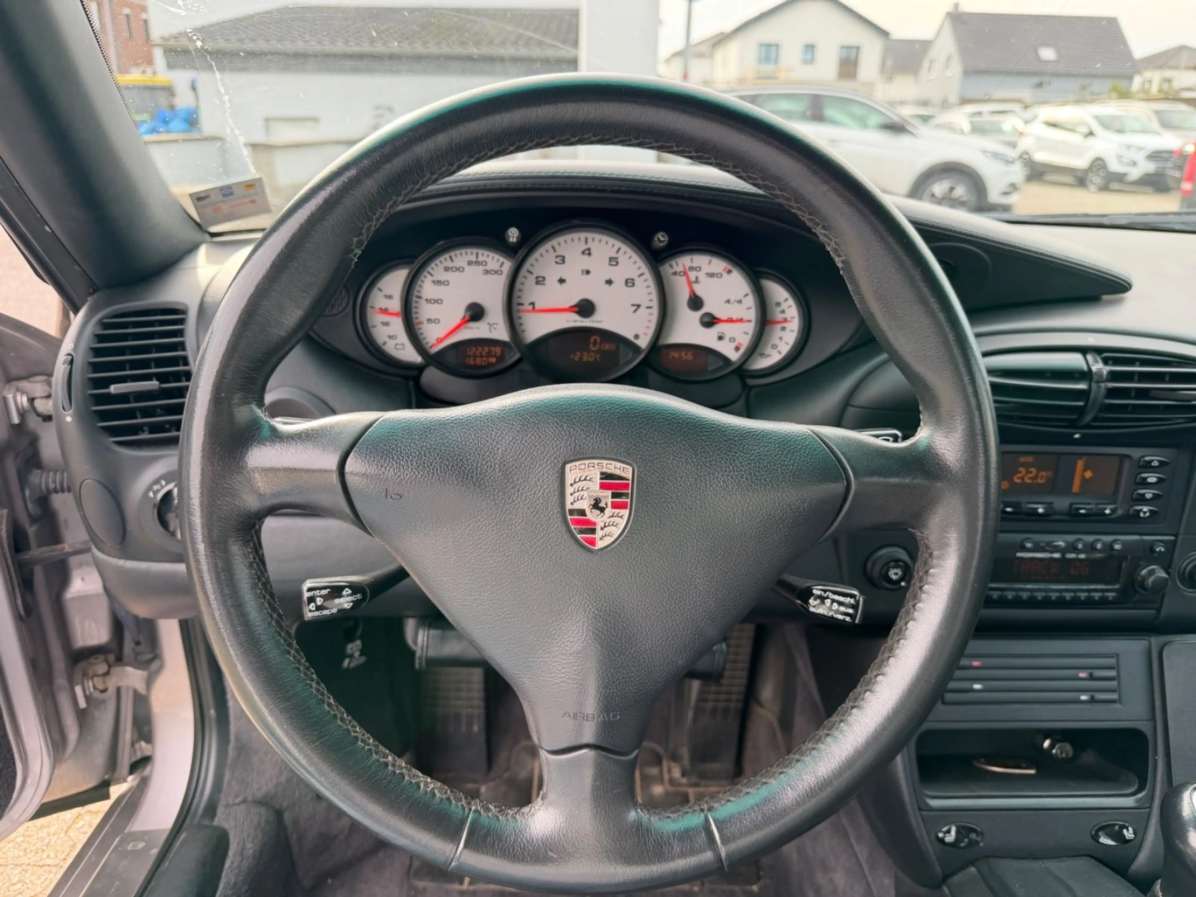 Porsche 996 Carrera Coupé 3,4 HANDSCHALTER 2HD DE FAHRZG — photo 14