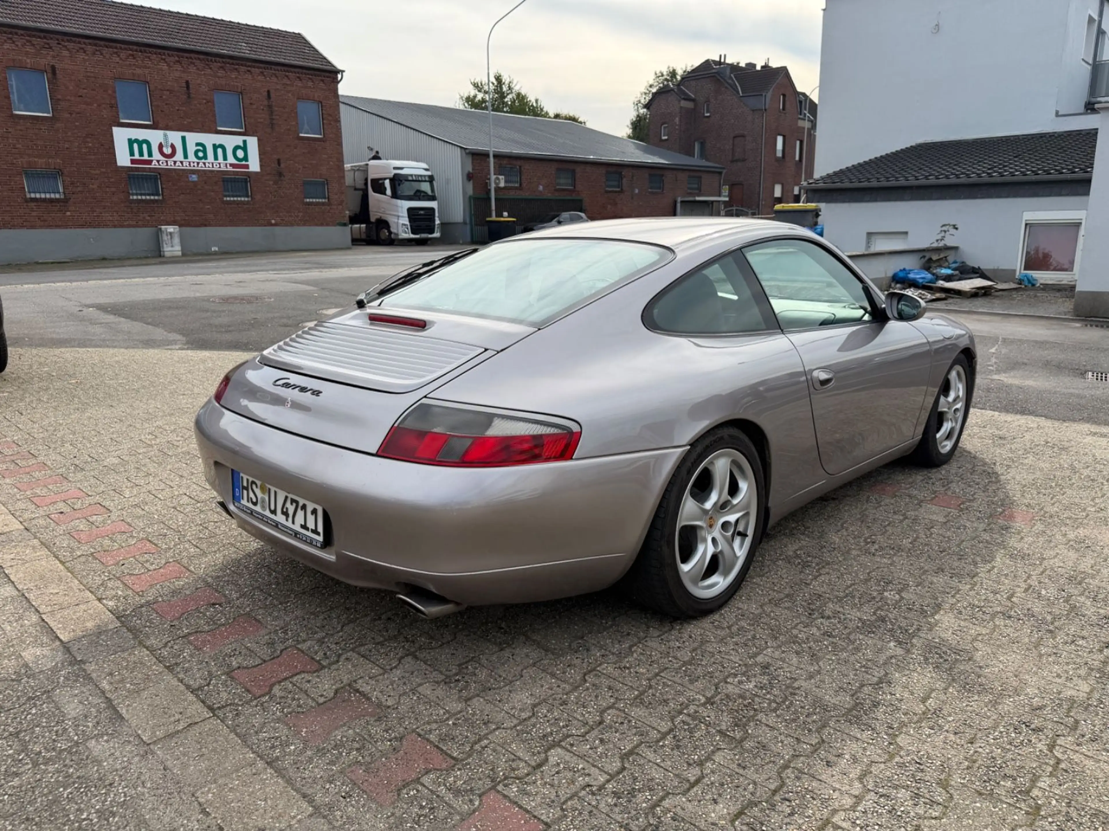 Porsche 996 Carrera Coupé 3,4 HANDSCHALTER 2HD DE FAHRZG — photo 5
