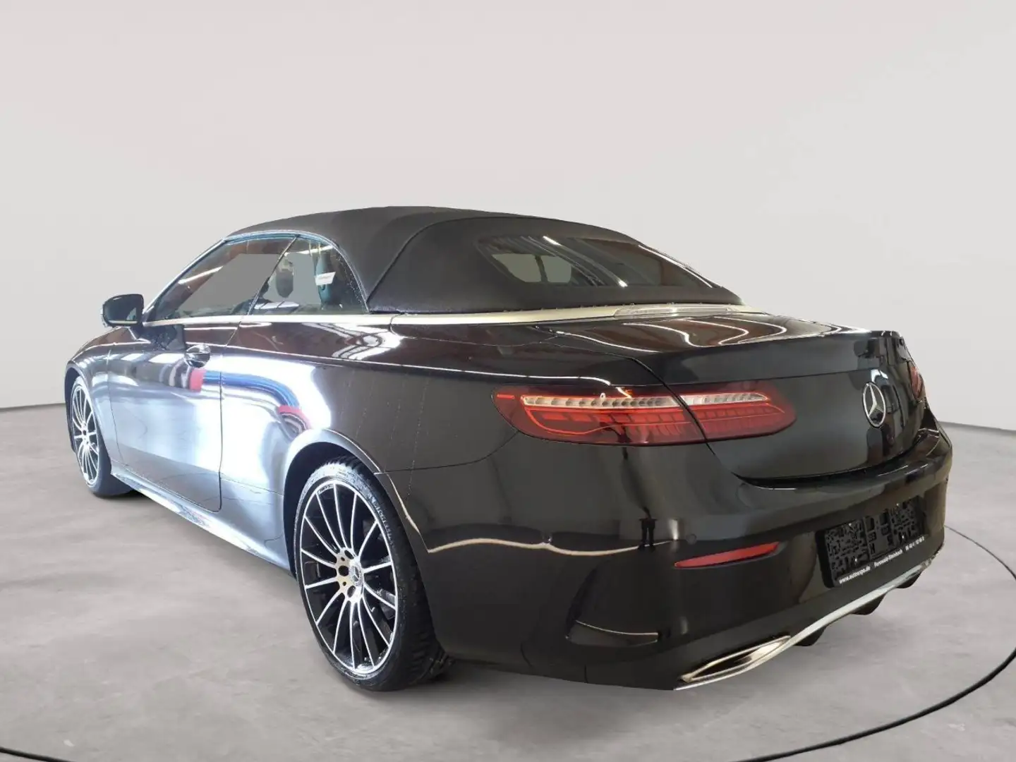 Mercedes-Benz E 300 E 300 Cabrio 9G AMG Line MagicV Airscarf Negro - 2