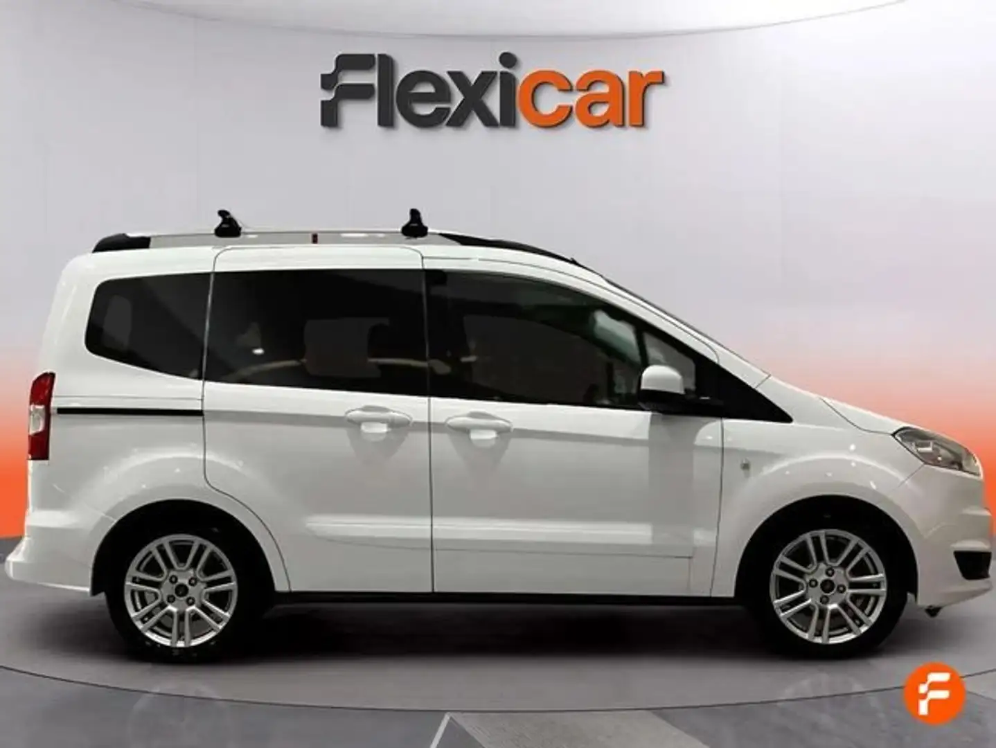 Ford Tourneo Courier 1.0 EcoBoost 100cv Ambiente Blanco - 2