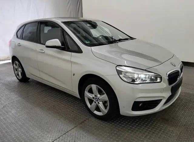 BMW 225 225 Sport Line