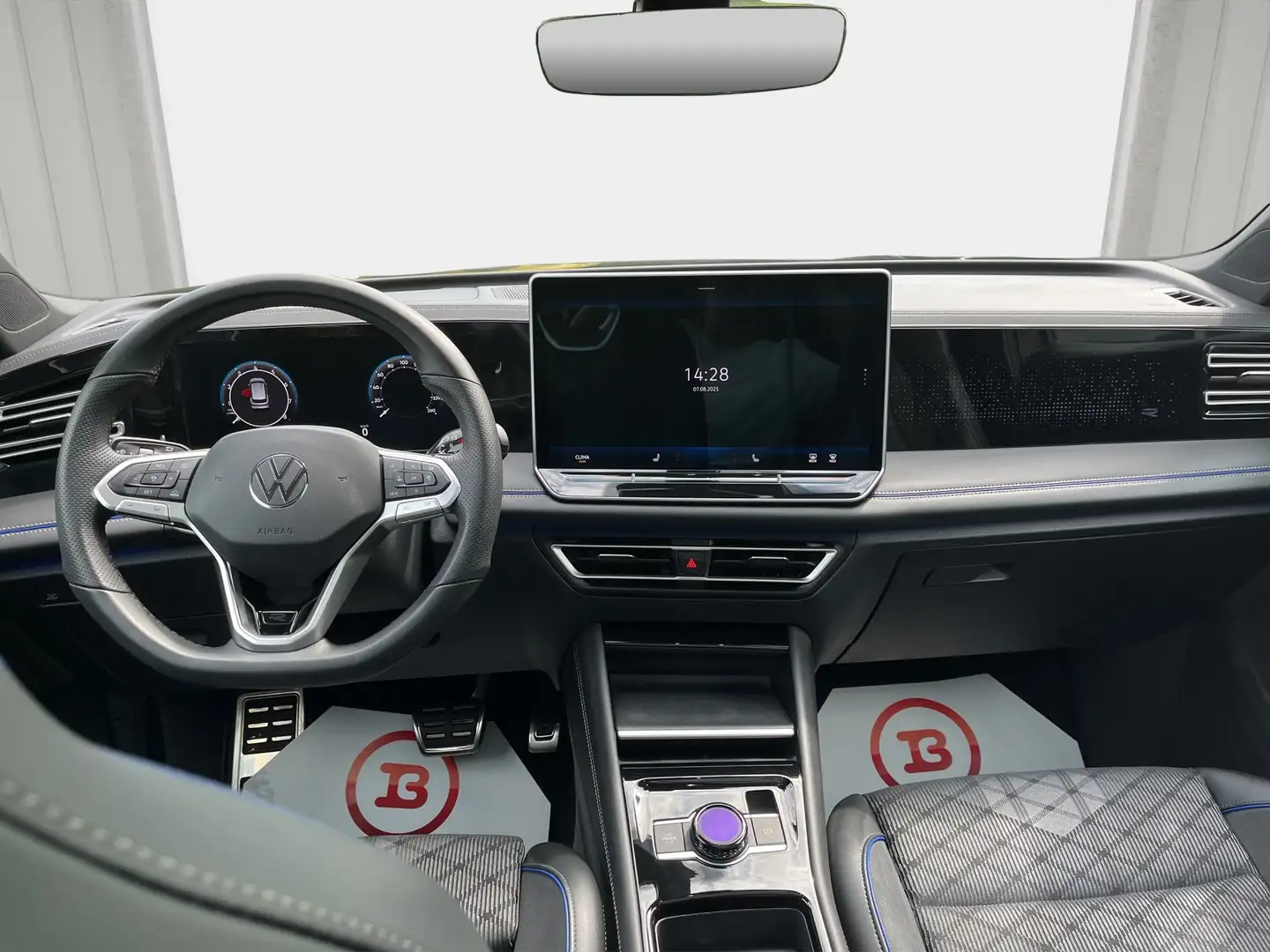 Volkswagen Tiguan Tiguan 1.5 eTSI 150pk DSG R-Line Full • PANO... Nero - 2