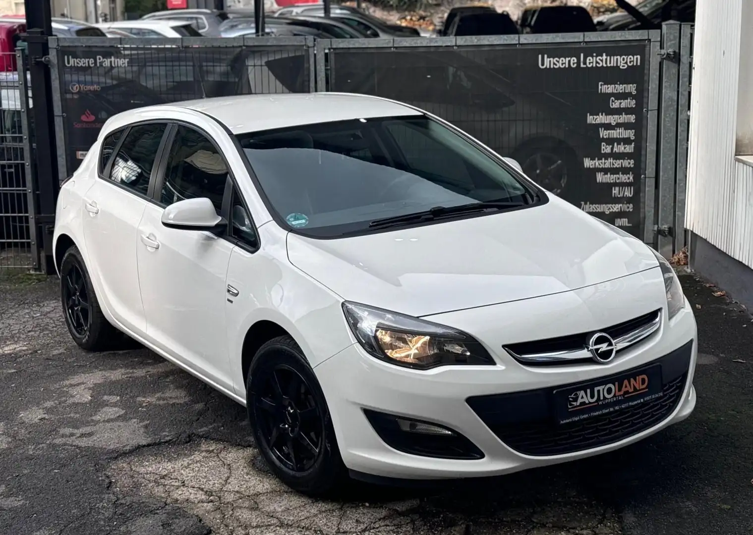 Opel Astra J Lim. 5-trg. Energy 1.6l*KLIMA*SZHG*TEMPO Weiß - 1