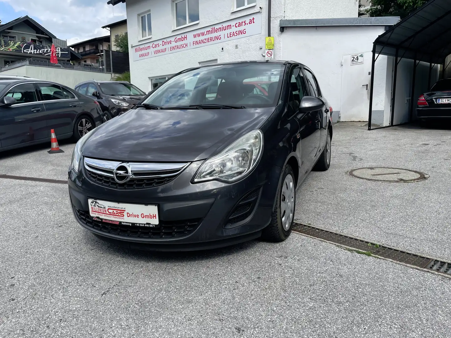 Opel Corsa Edition Grau - 1