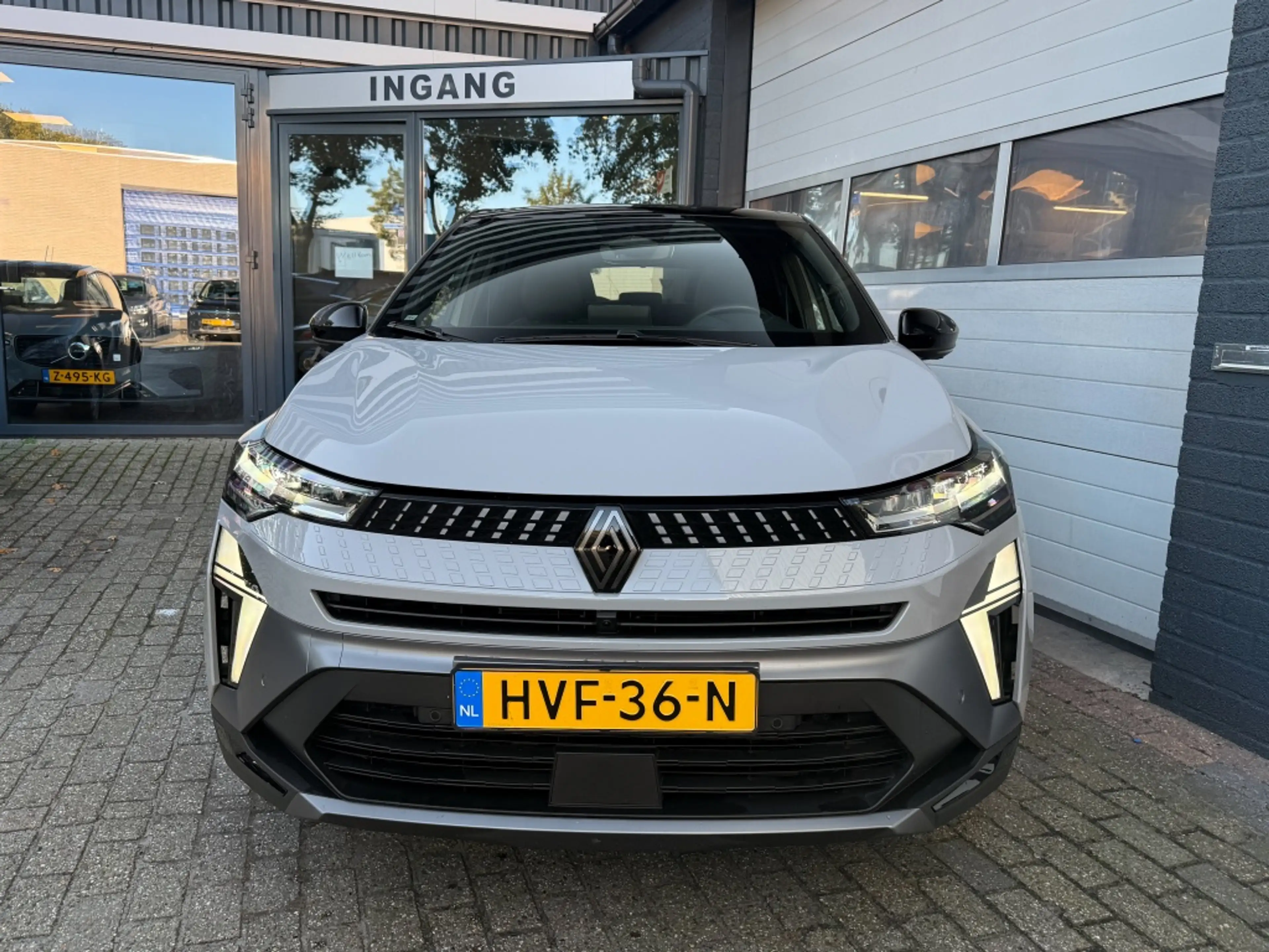 Renault Captur 1.8 ET fh160 espirit alpine pano/Harman Kardon — photo 7