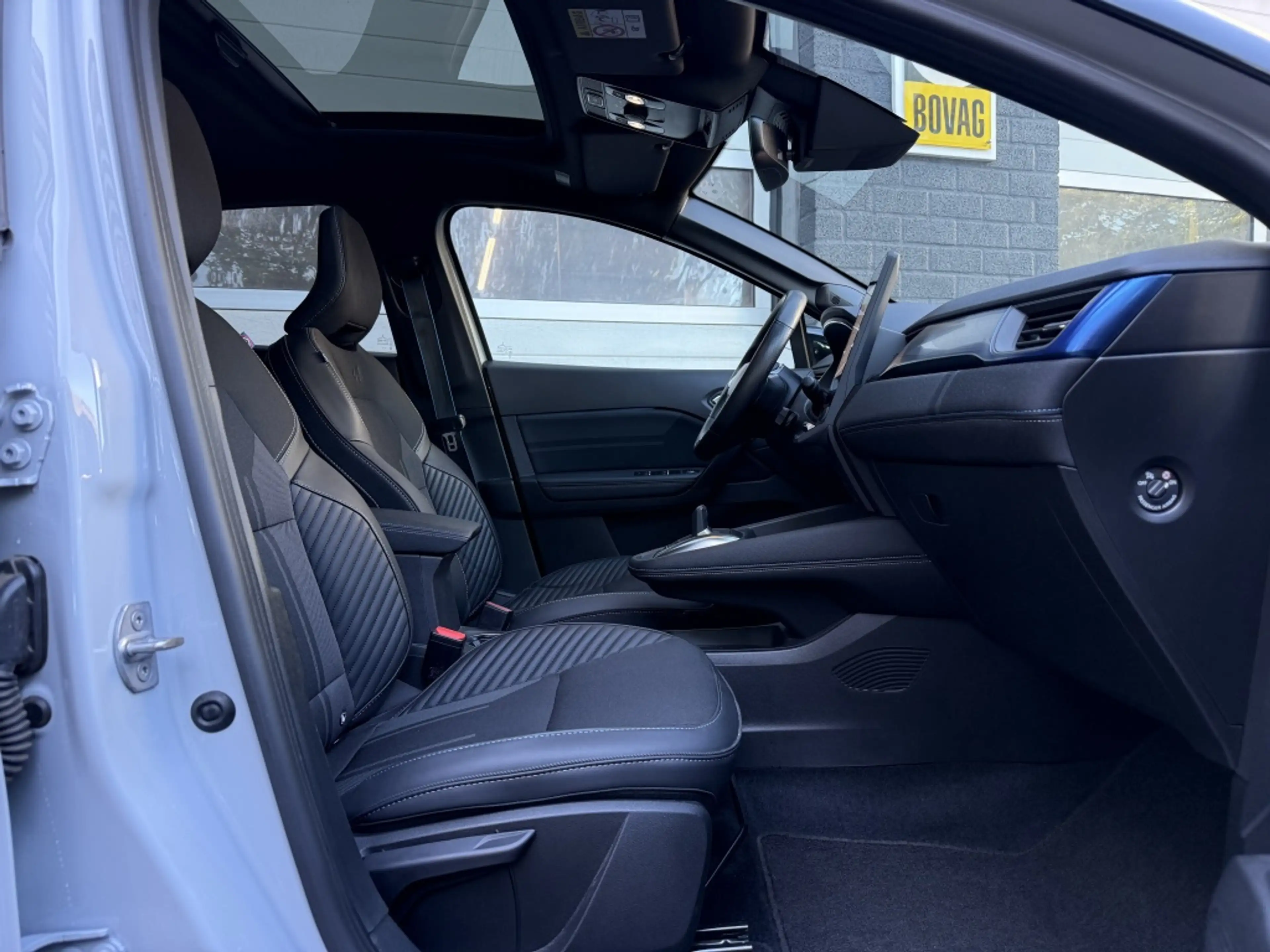 Renault Captur 1.8 ET fh160 espirit alpine pano/Harman Kardon — photo 14