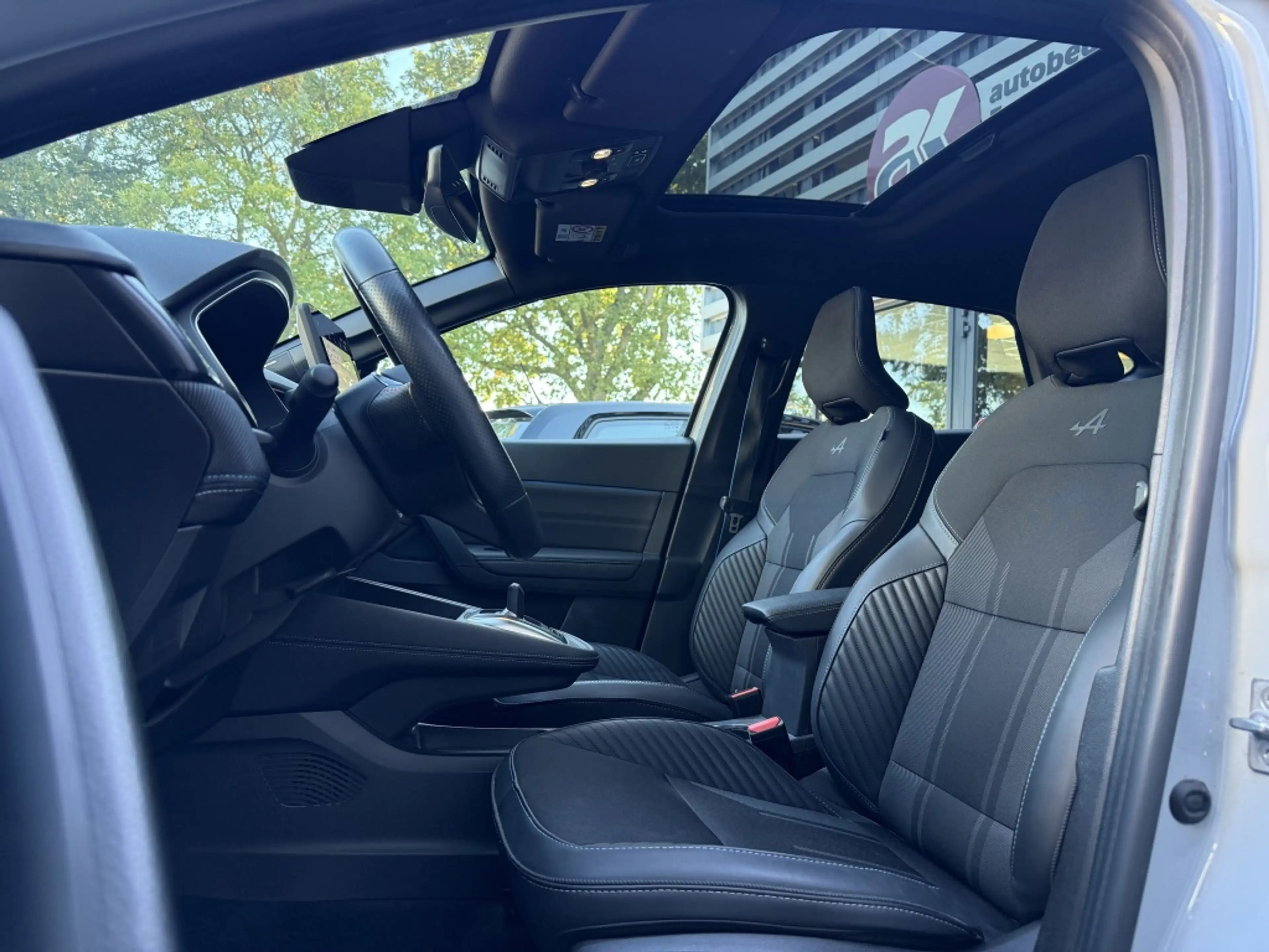 Renault Captur 1.8 ET fh160 espirit alpine pano/Harman Kardon — photo 4