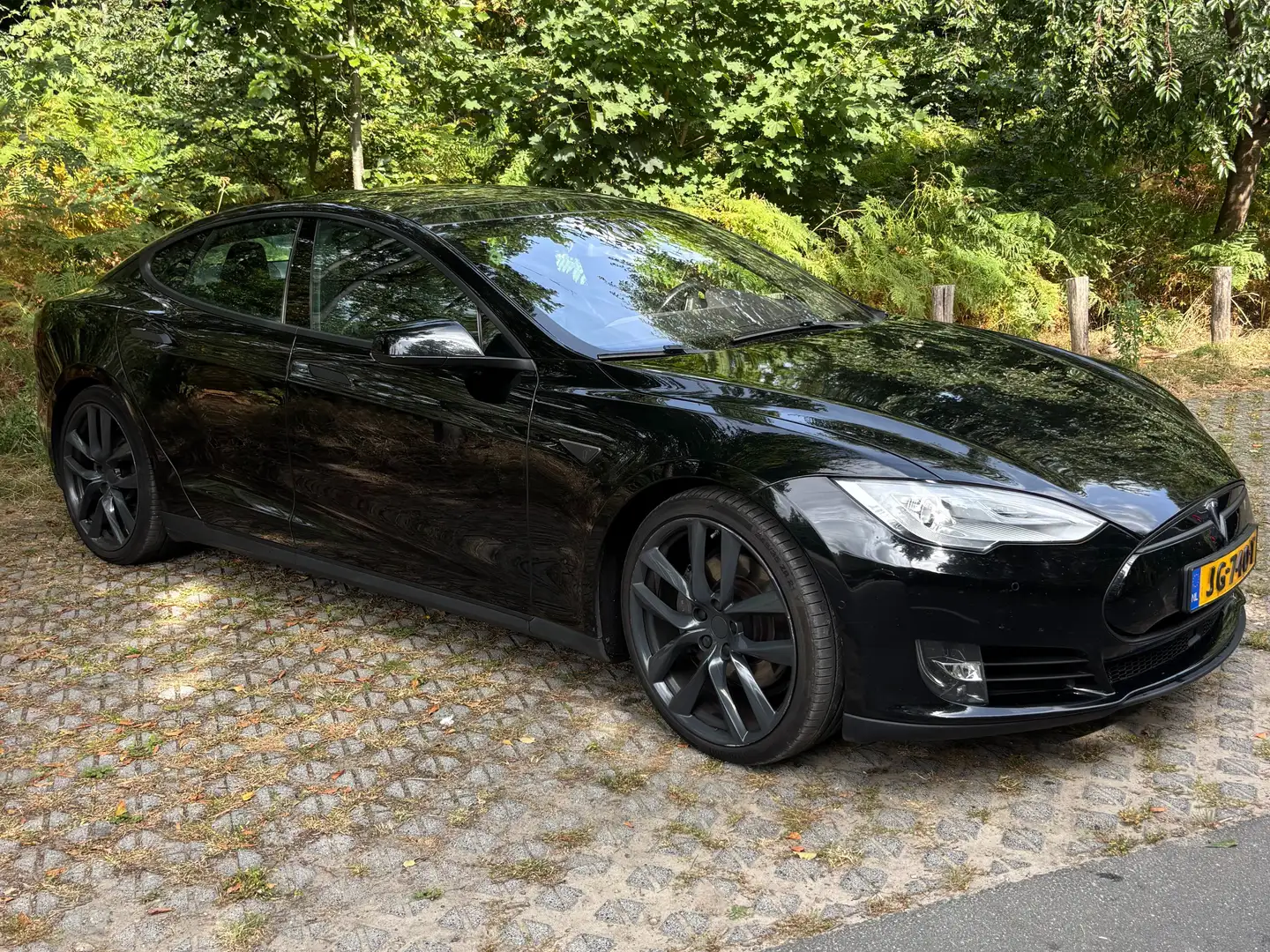 Tesla Model S Model S 85D FREE SUPER CHARGING AUTO PILOT Zwart - 2