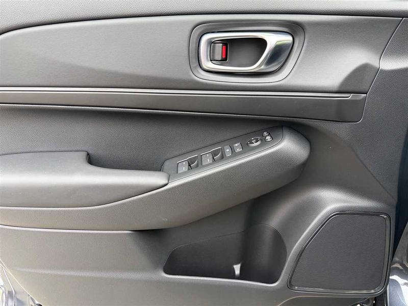Honda HR-V 1.5 Elegance Hybrid   Navi*SHZ*PDC*Kamera*Isofix*L — photo 11