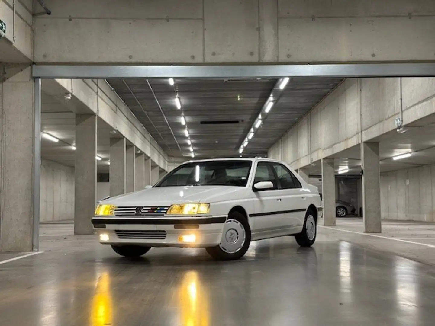 Peugeot 605 2.0 automaat | Oldtimer | Gekeurd | Klapdak - 2