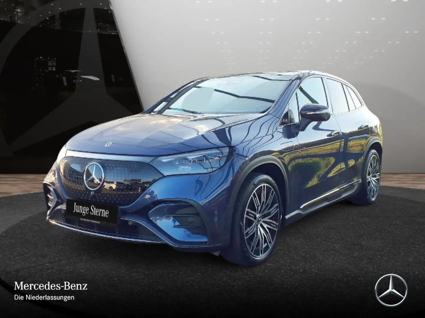 Mercedes-Benz EQE SUV EQE 350 4M AMG+NIGHT+PANO+360+BURMESTER+KEYLESS Blau - 2