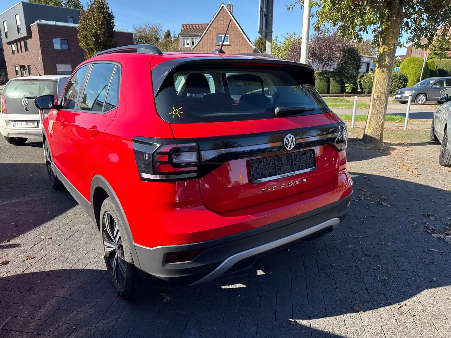 Volkswagen T-Cross SHZ AHK Navigation Rouge - 2