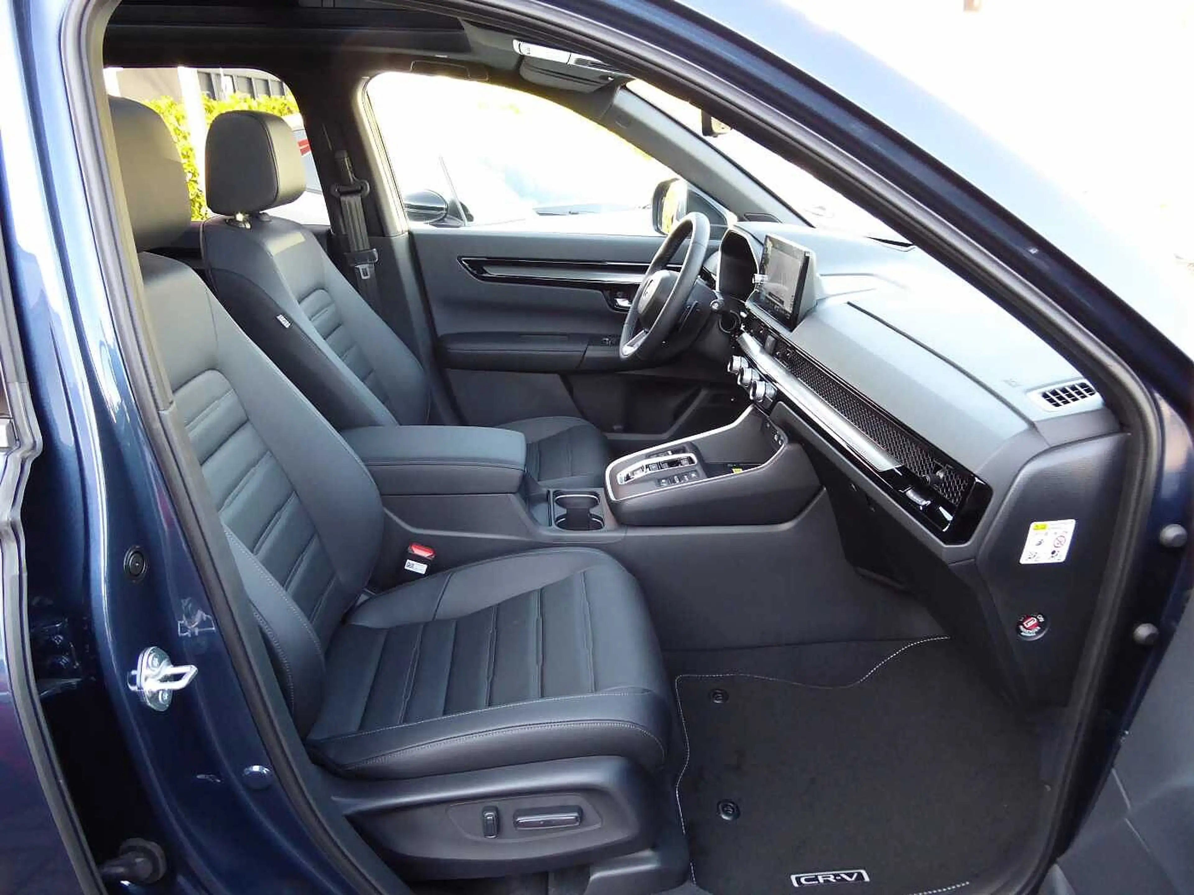 Honda CR-V Plug in Hybrid e:PHEV 2.0 Advance Tech — photo 15