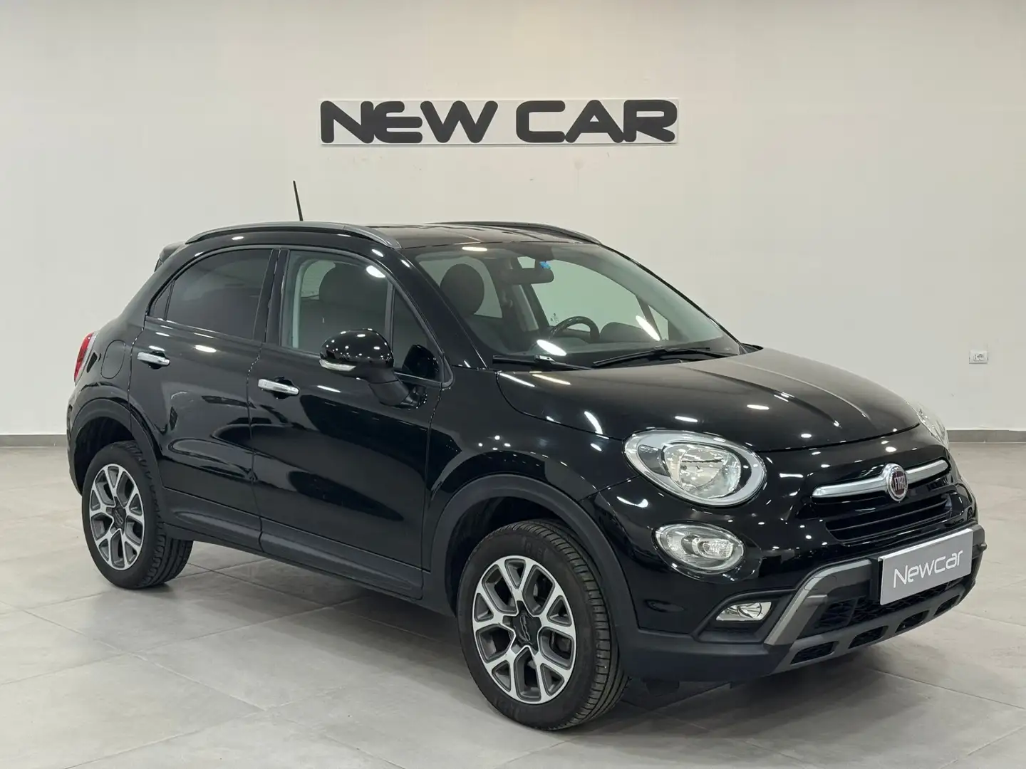 Fiat 500X 500X 2.0 MultiJet 140 CV 4x4 Cross Plus Noir - 1